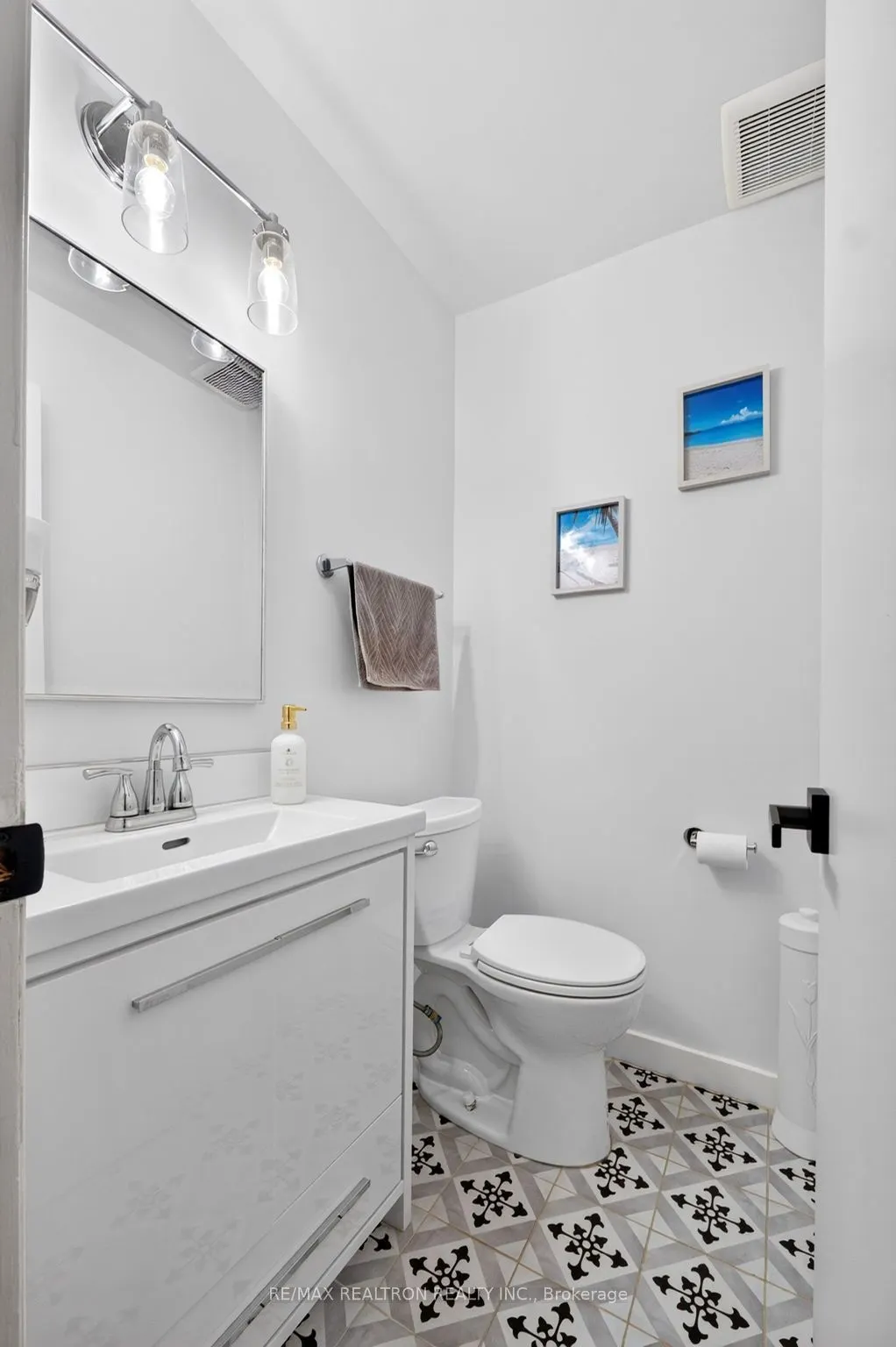 1185 Birchmount Road #5
