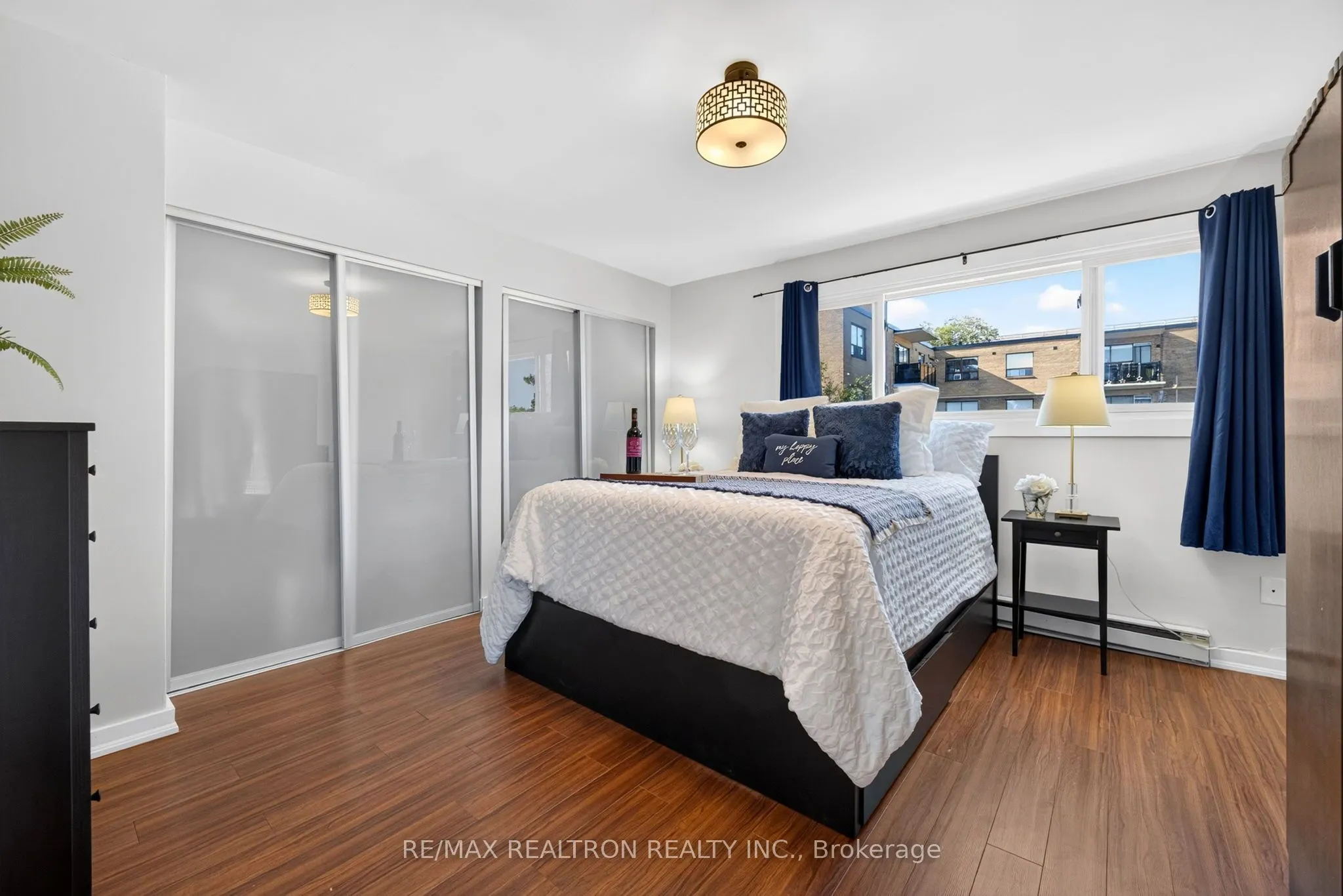 1185 Birchmount Road #5