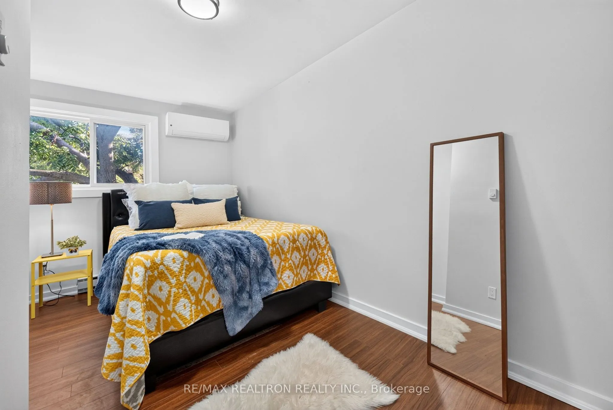 1185 Birchmount Road #5