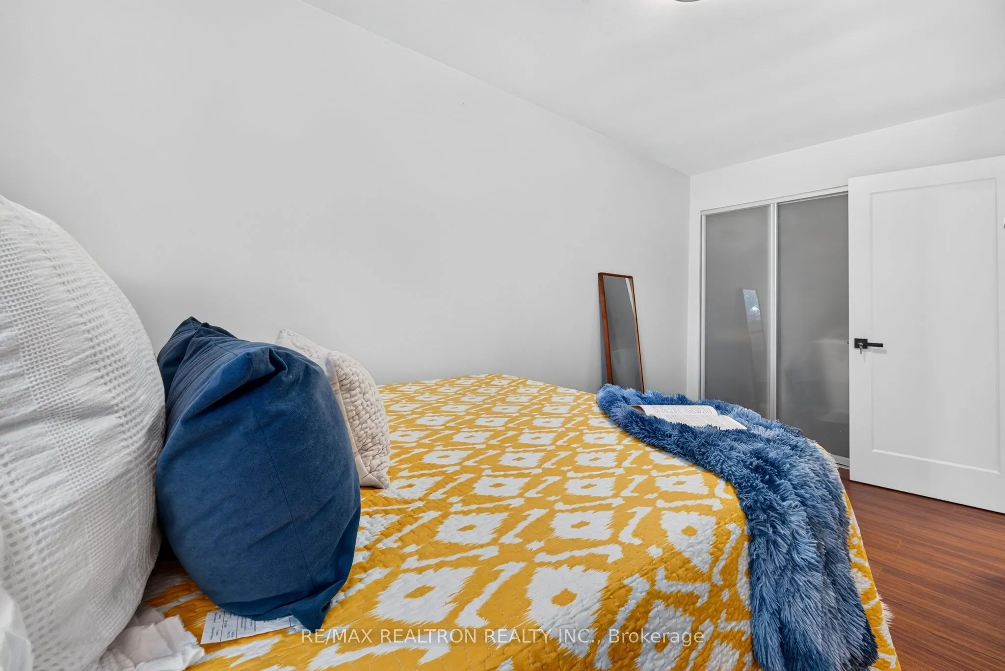 1185 Birchmount Road #5