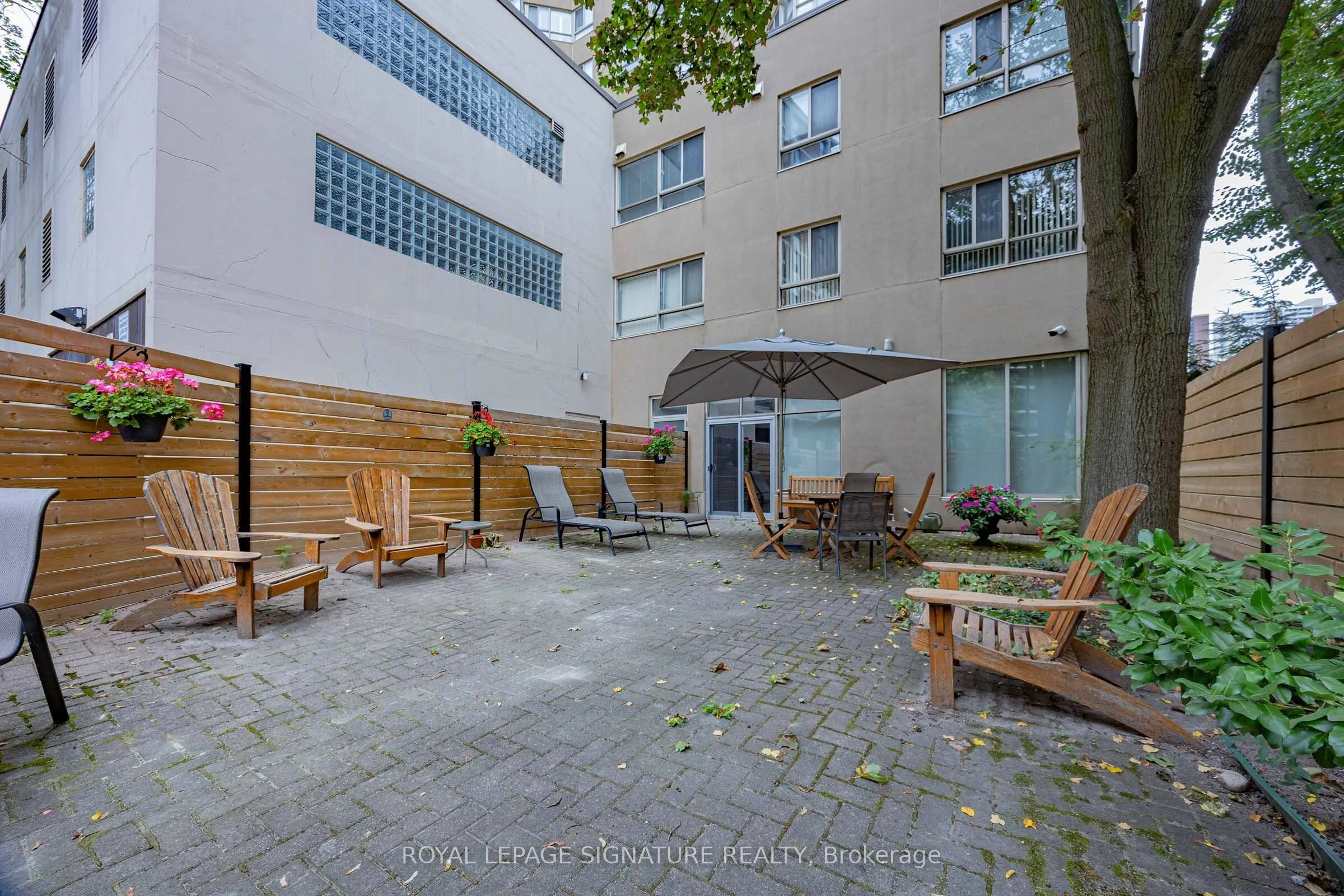 4 Park Vista #1006