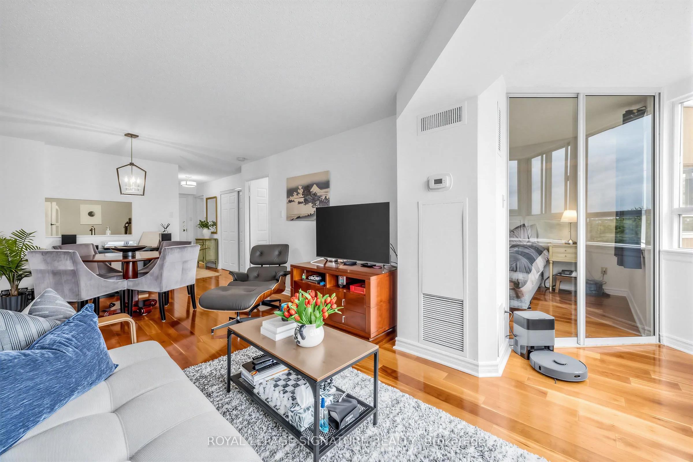 4 Park Vista #1006