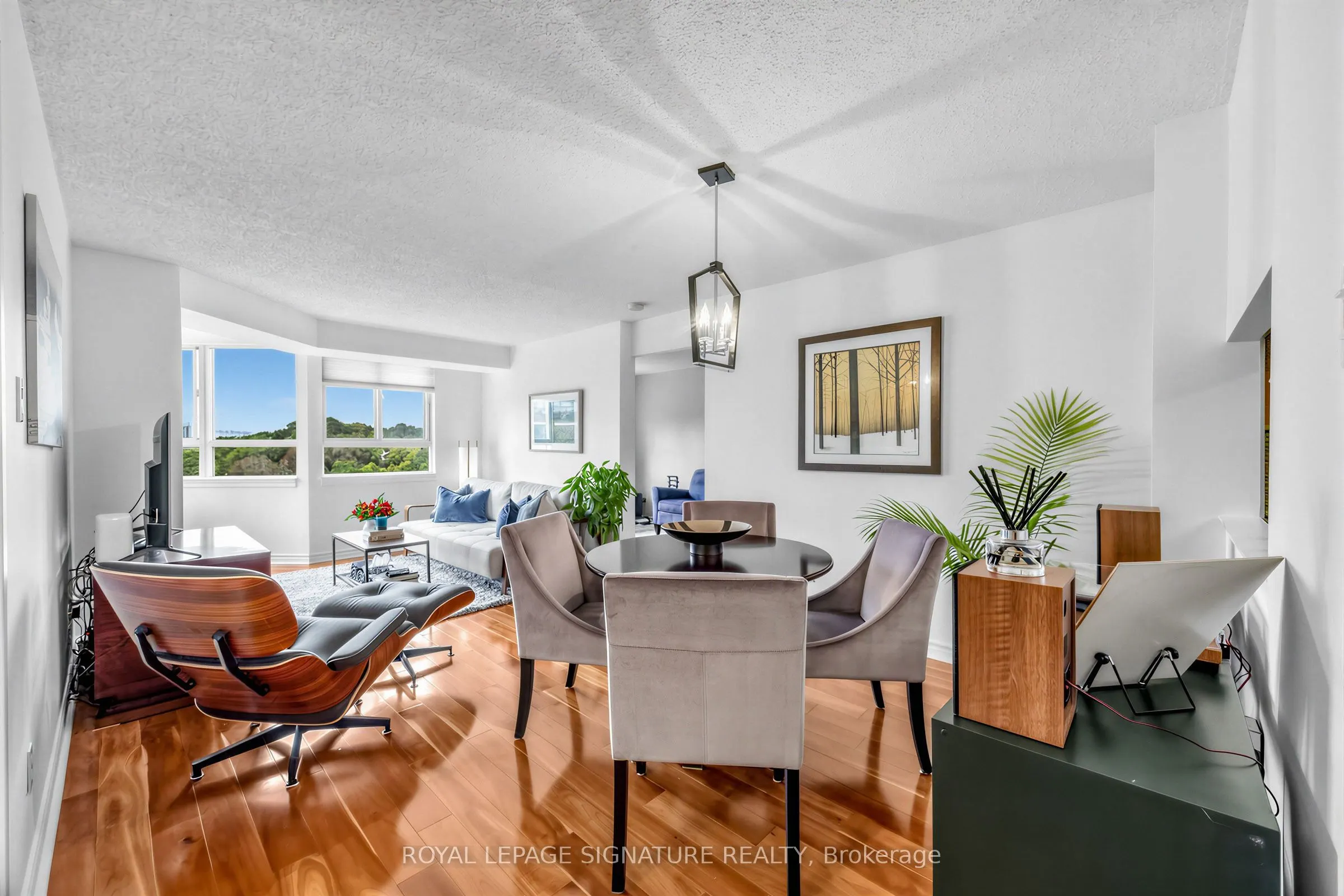 4 Park Vista #1006