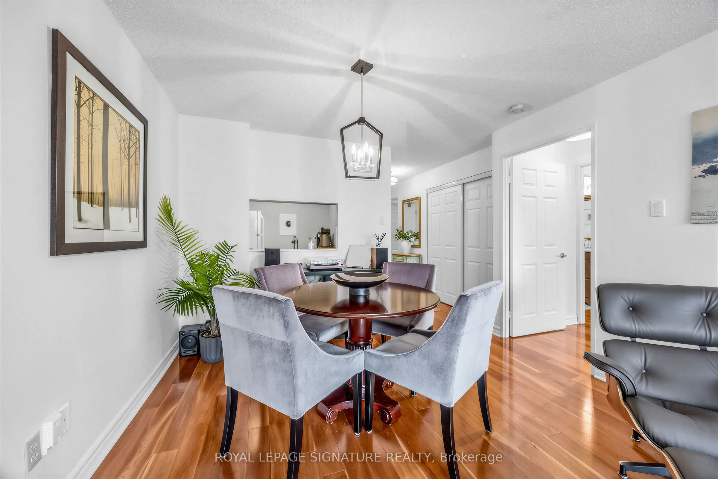 4 Park Vista #1006