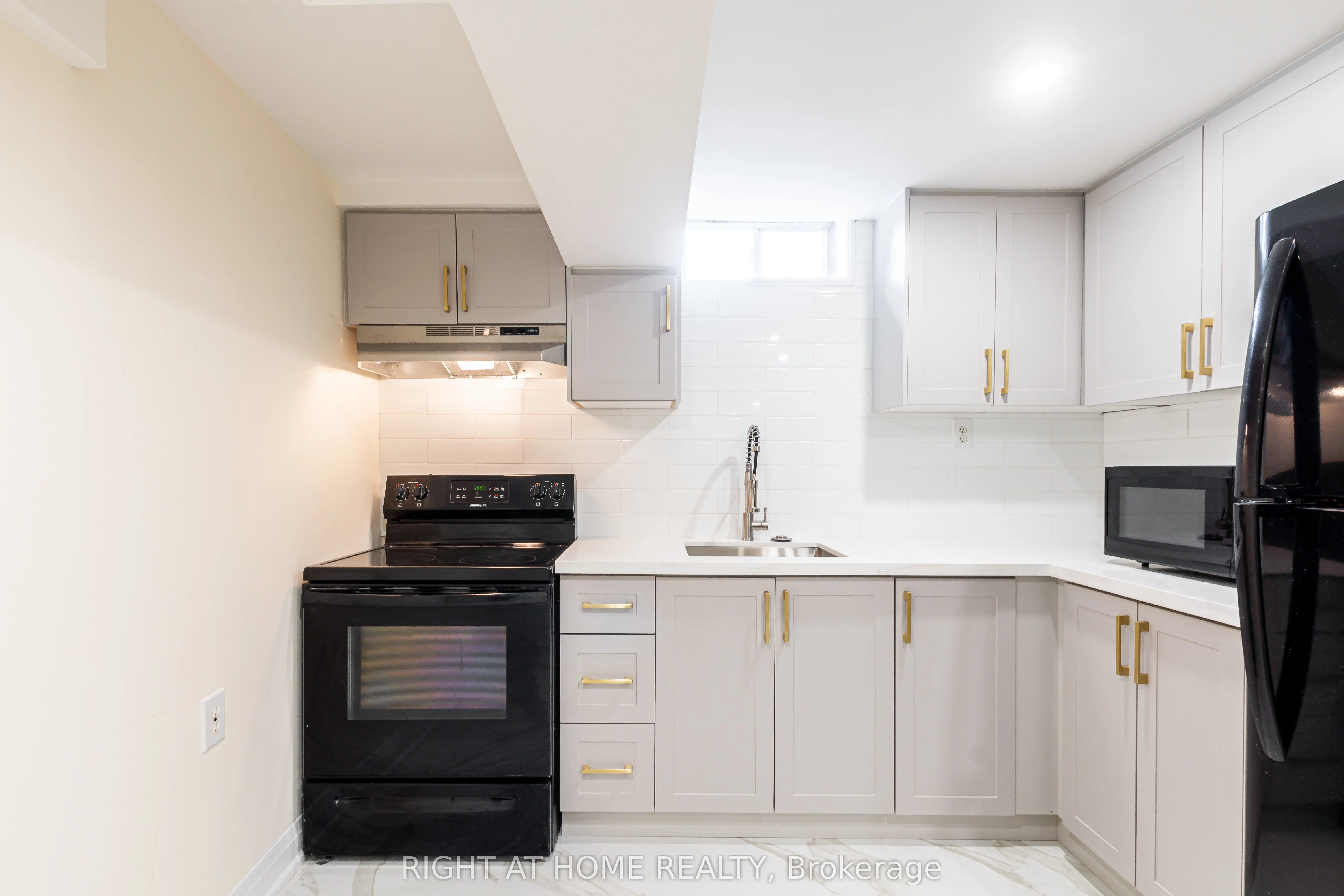 43 Greenbush Place #Basement