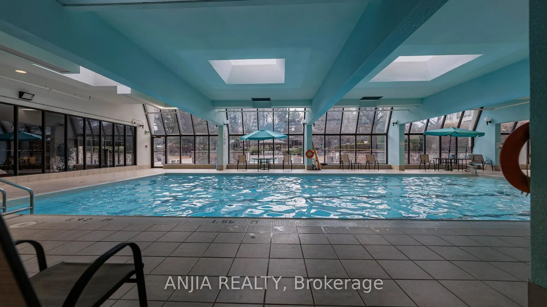 -275 Bamburgh Circle #1107