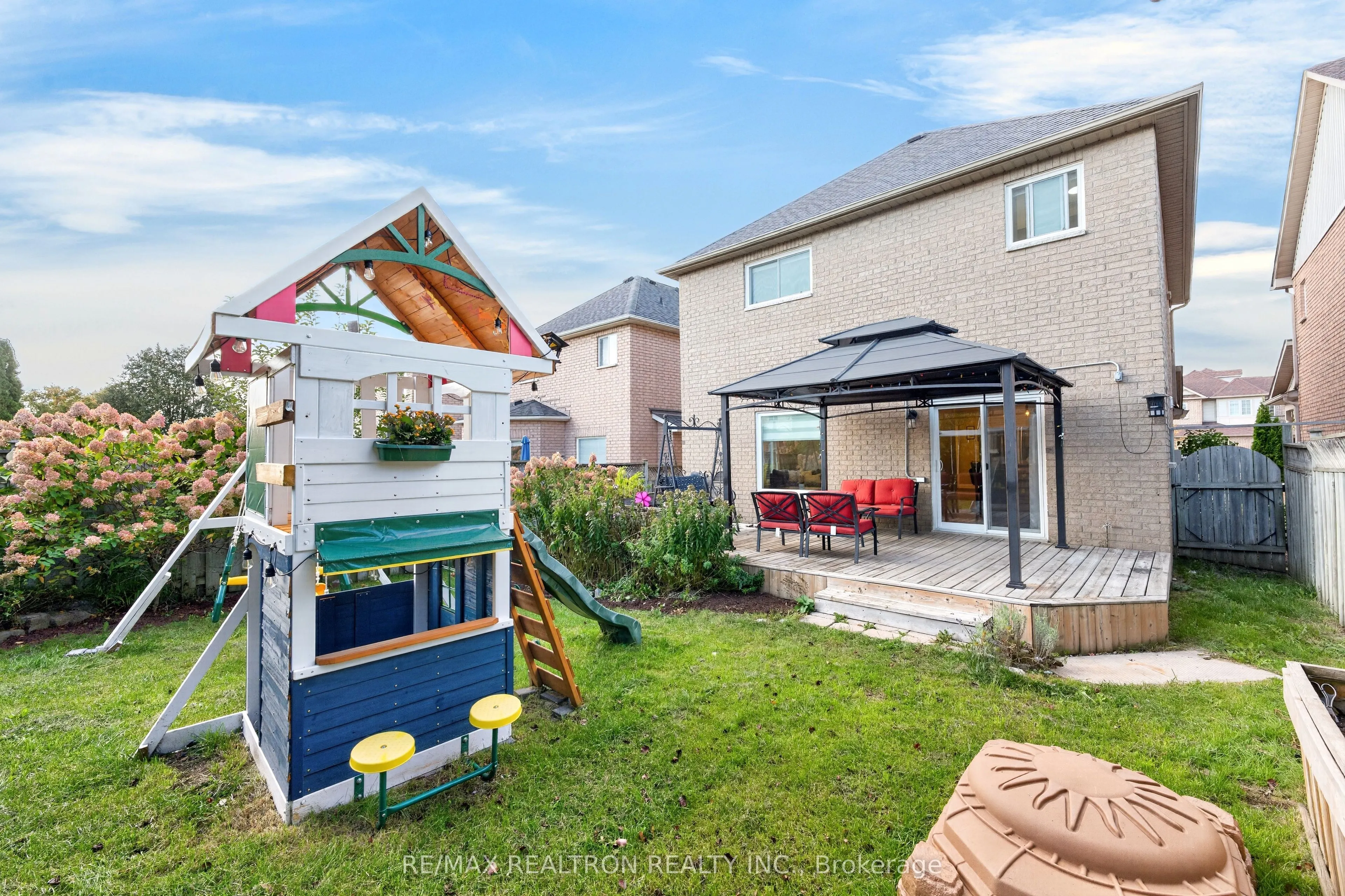 15 Iberville Road