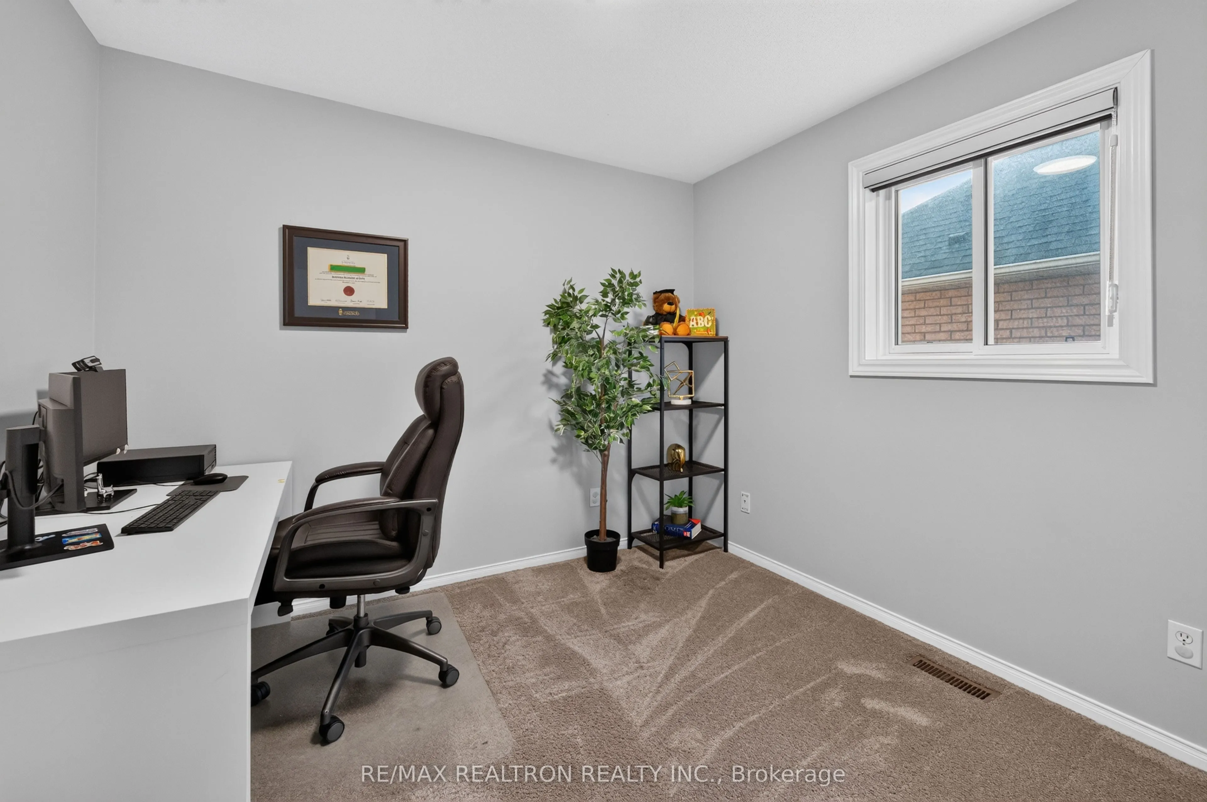 15 Iberville Road