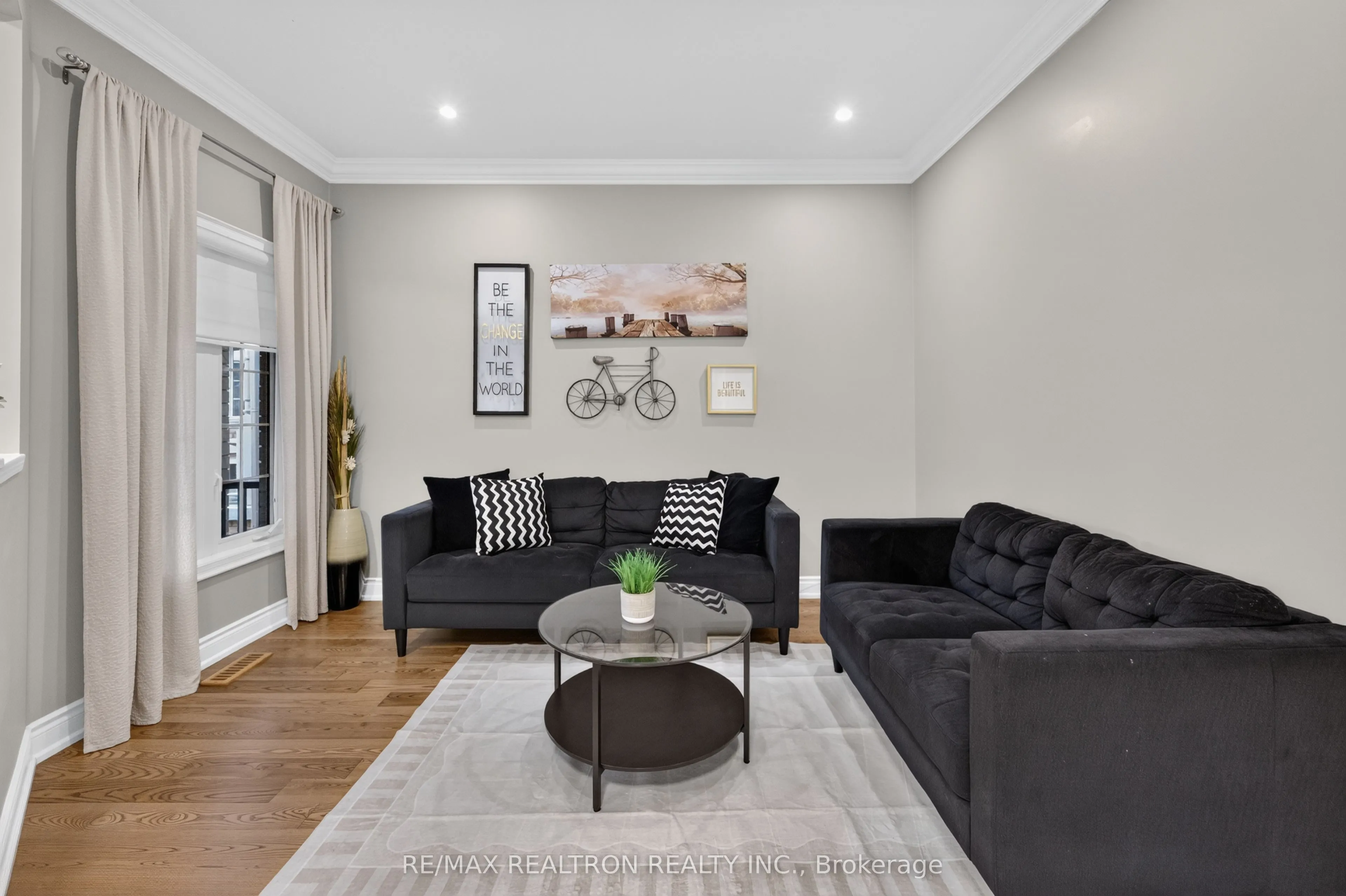 15 Iberville Road