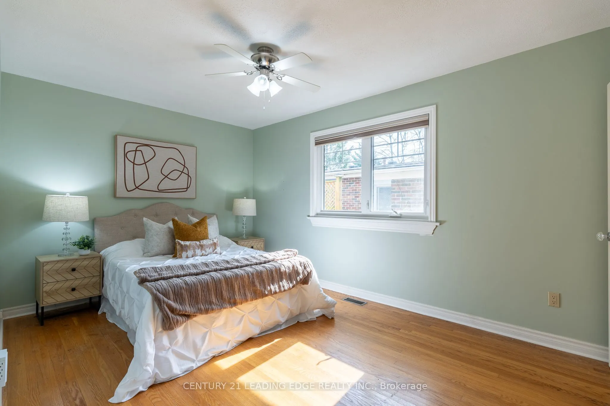 18 Horizon Crescent