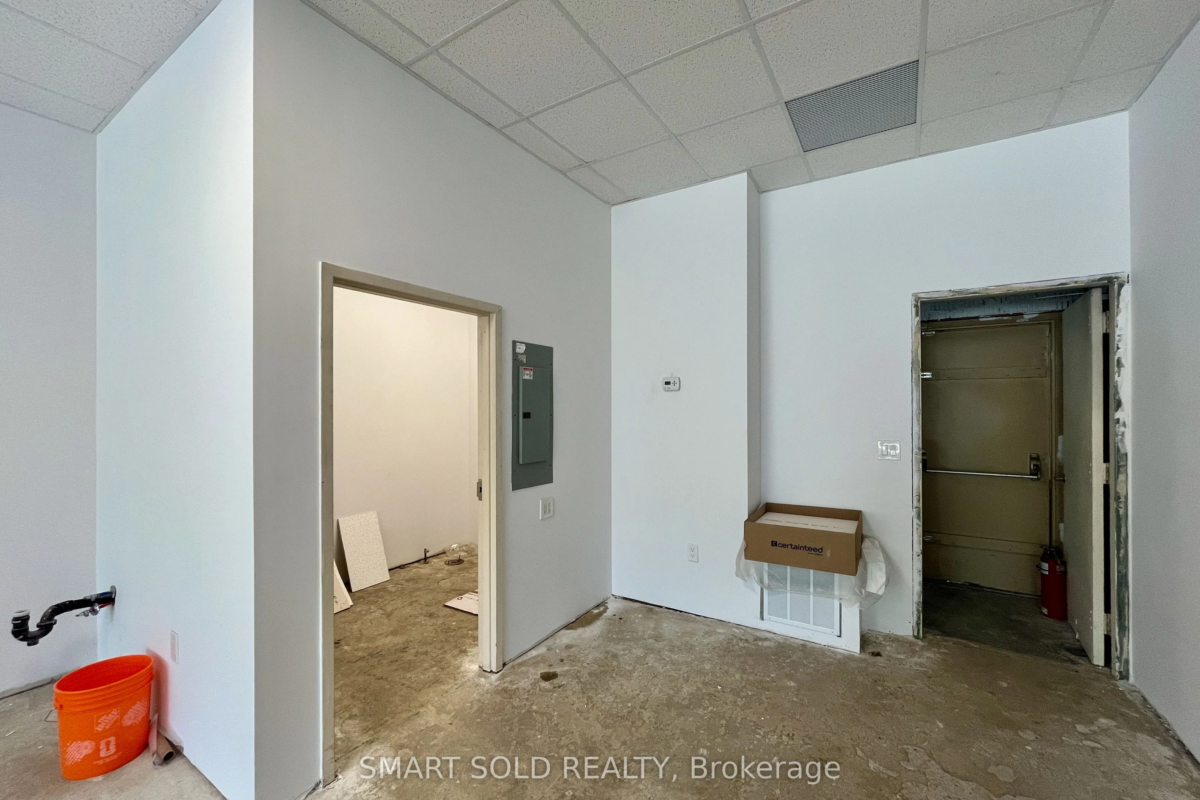 1194 Kennedy Road