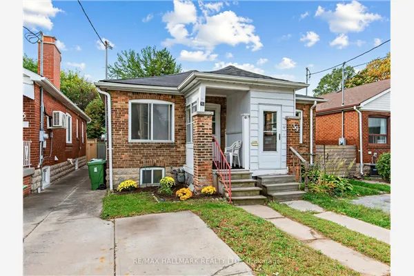 41 Gowan Avenue