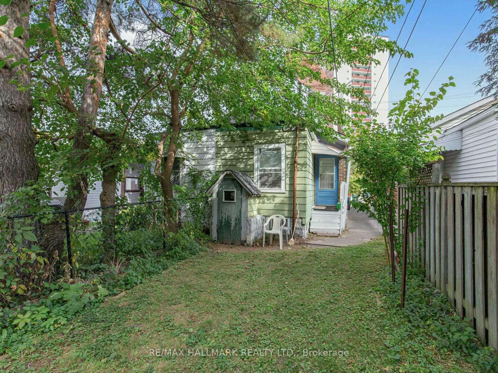 41 Gowan Avenue