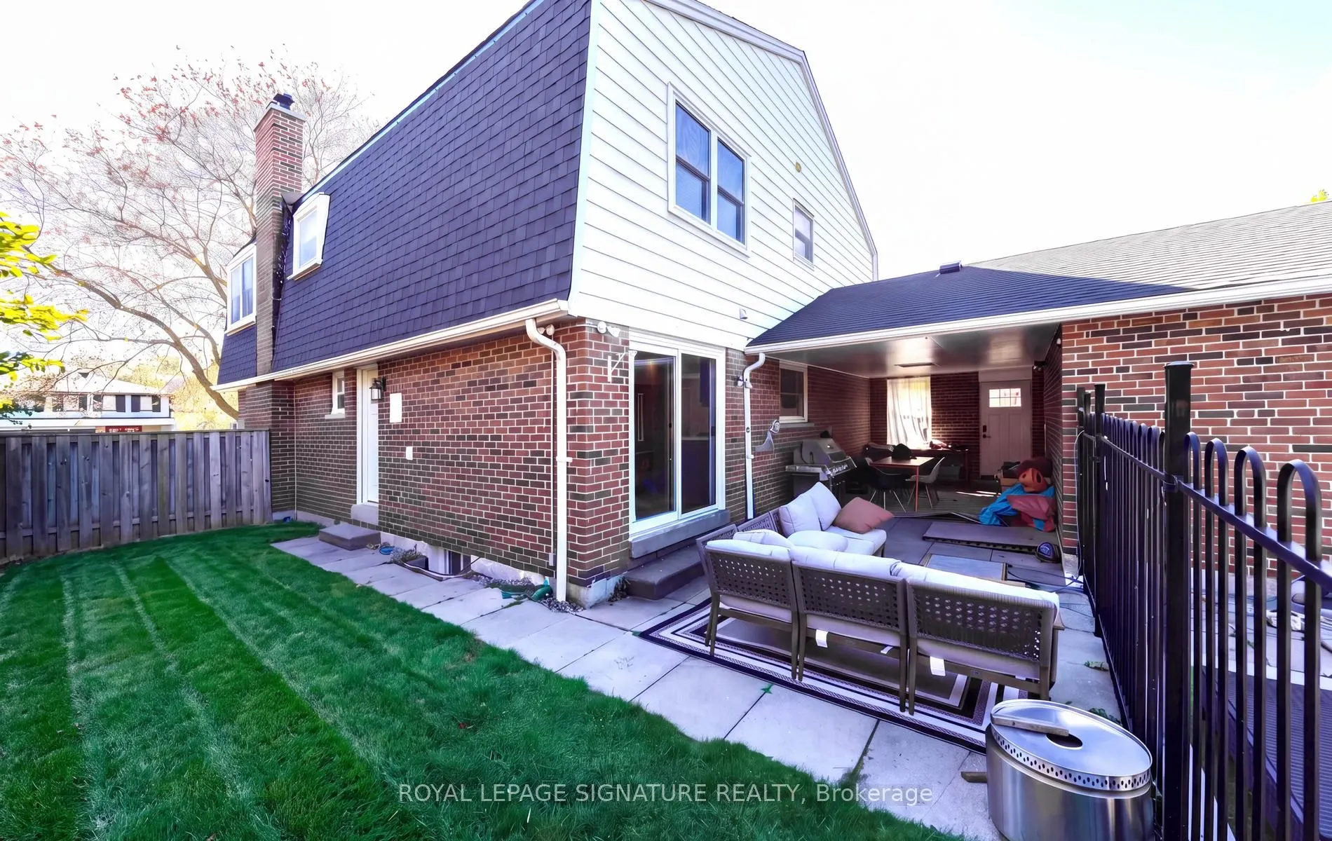 1 Kenmanor Boulevard
