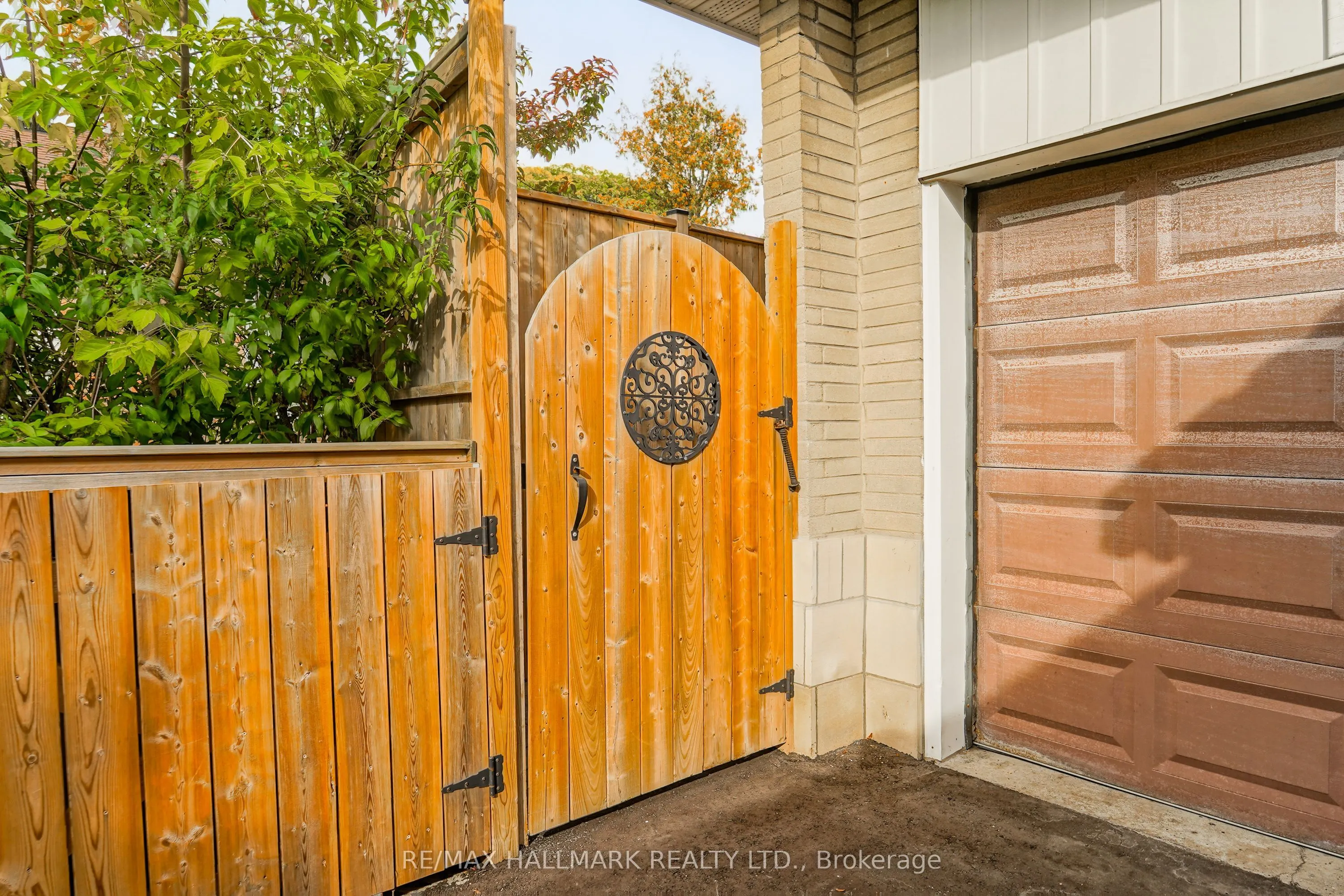 20 Wishing Well Drive