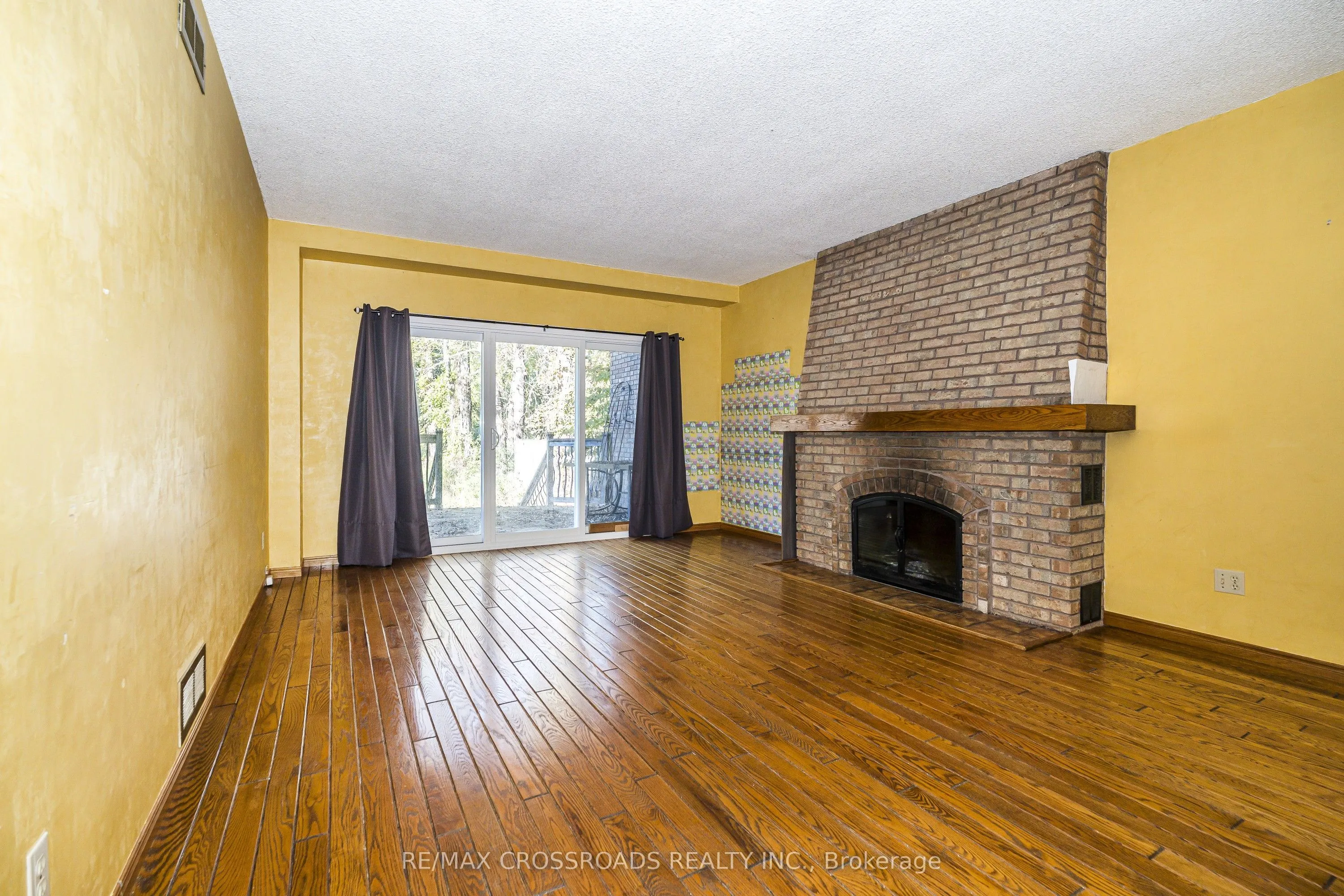1910 Fairport Road