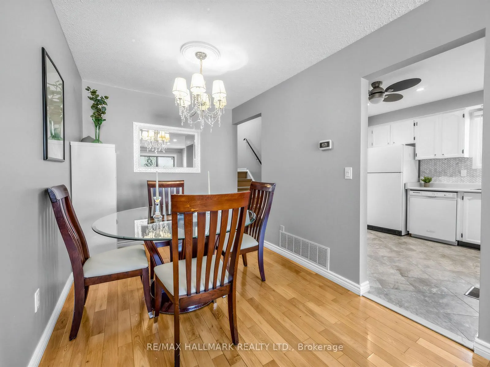 1333 Cherrydown Drive