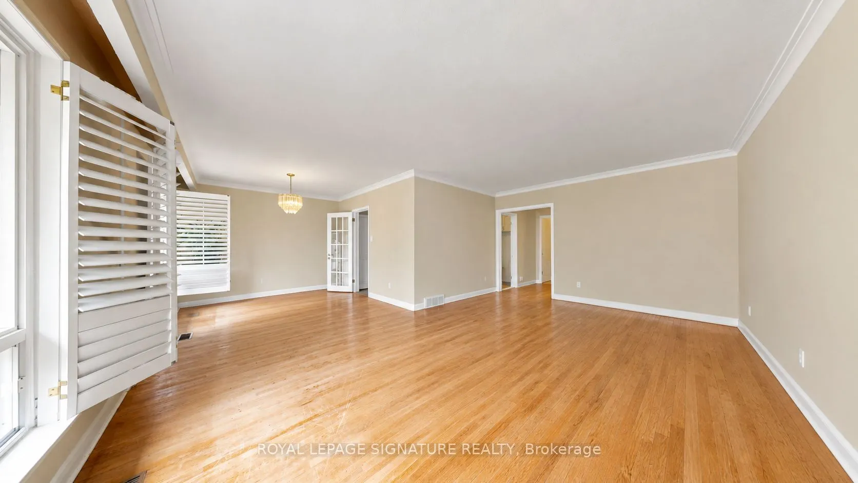 35 Florens Avenue