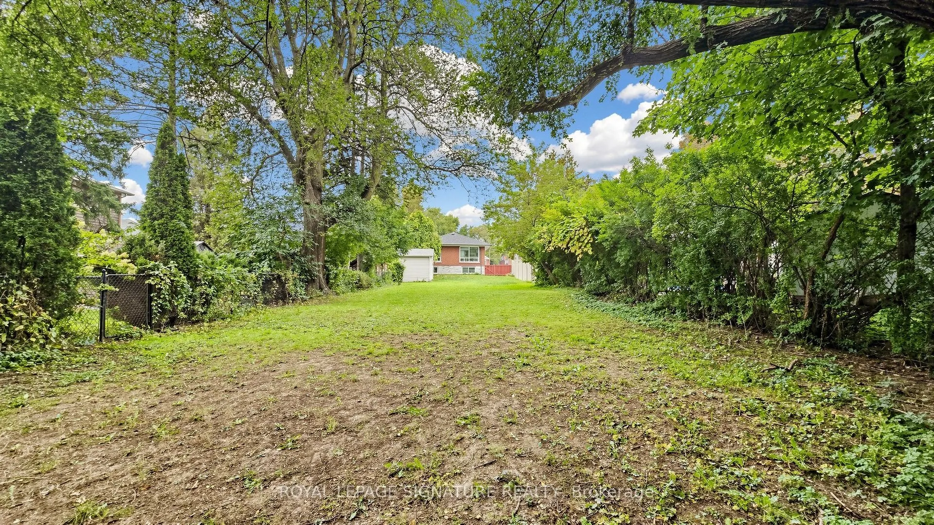 35 Florens Avenue