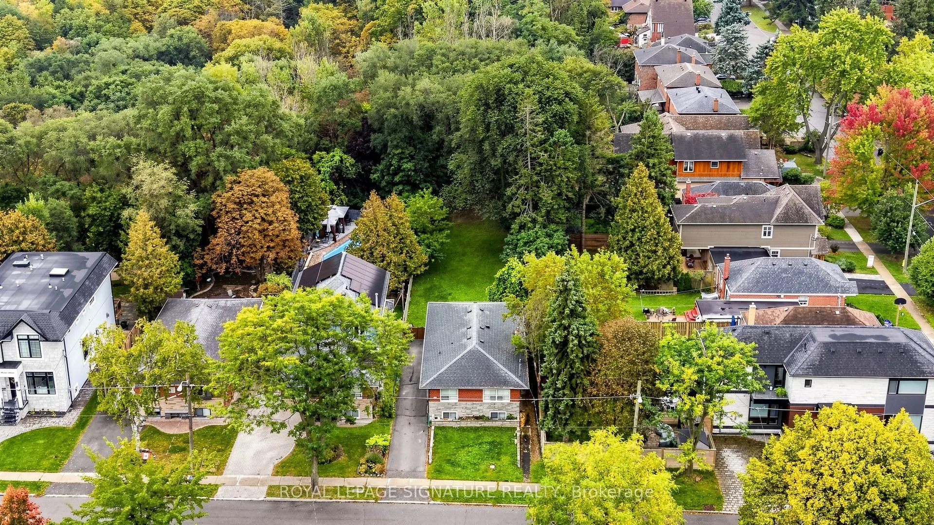 35 Florens Avenue