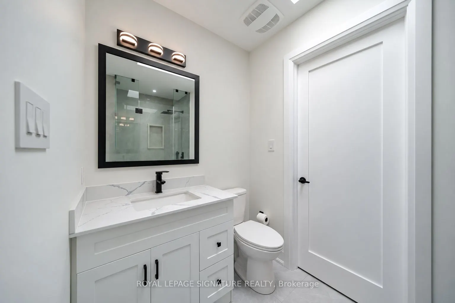 540B Pharmacy Avenue