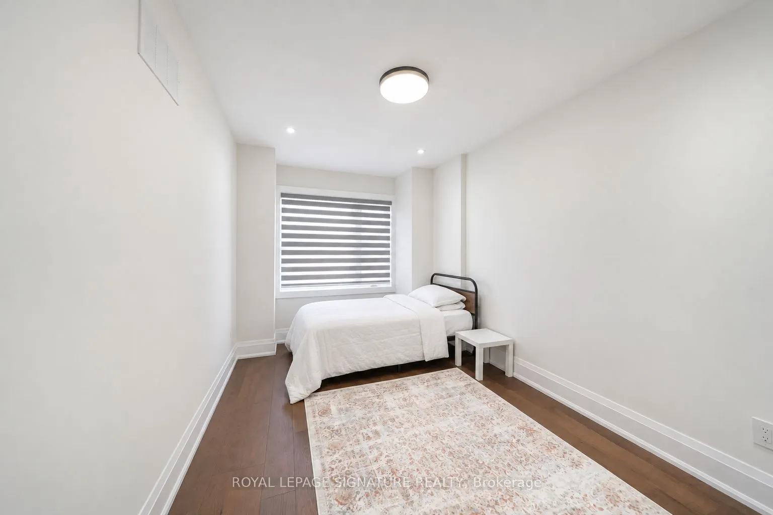 540B Pharmacy Avenue