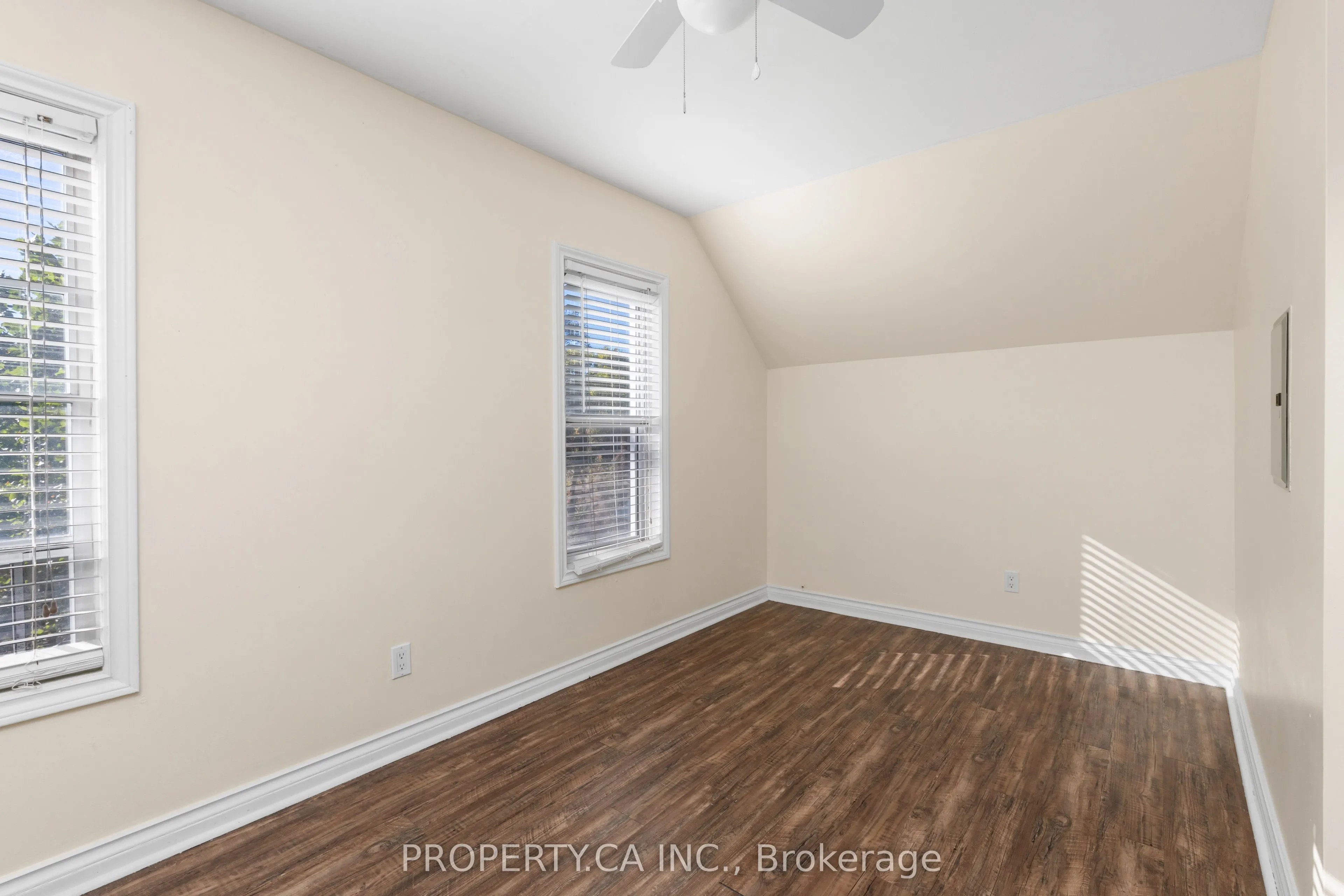 112 Stephenson Avenue