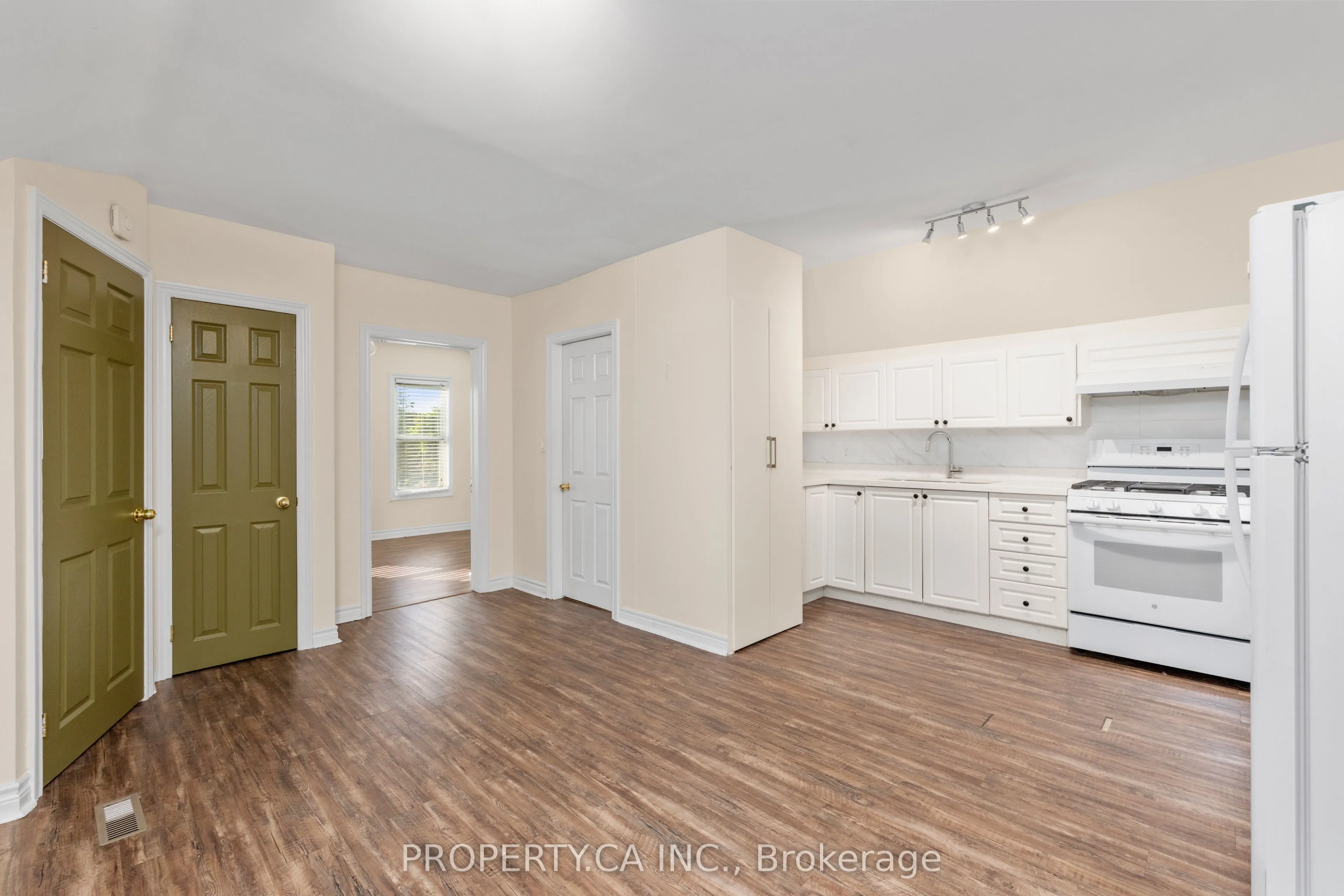 112 Stephenson Avenue