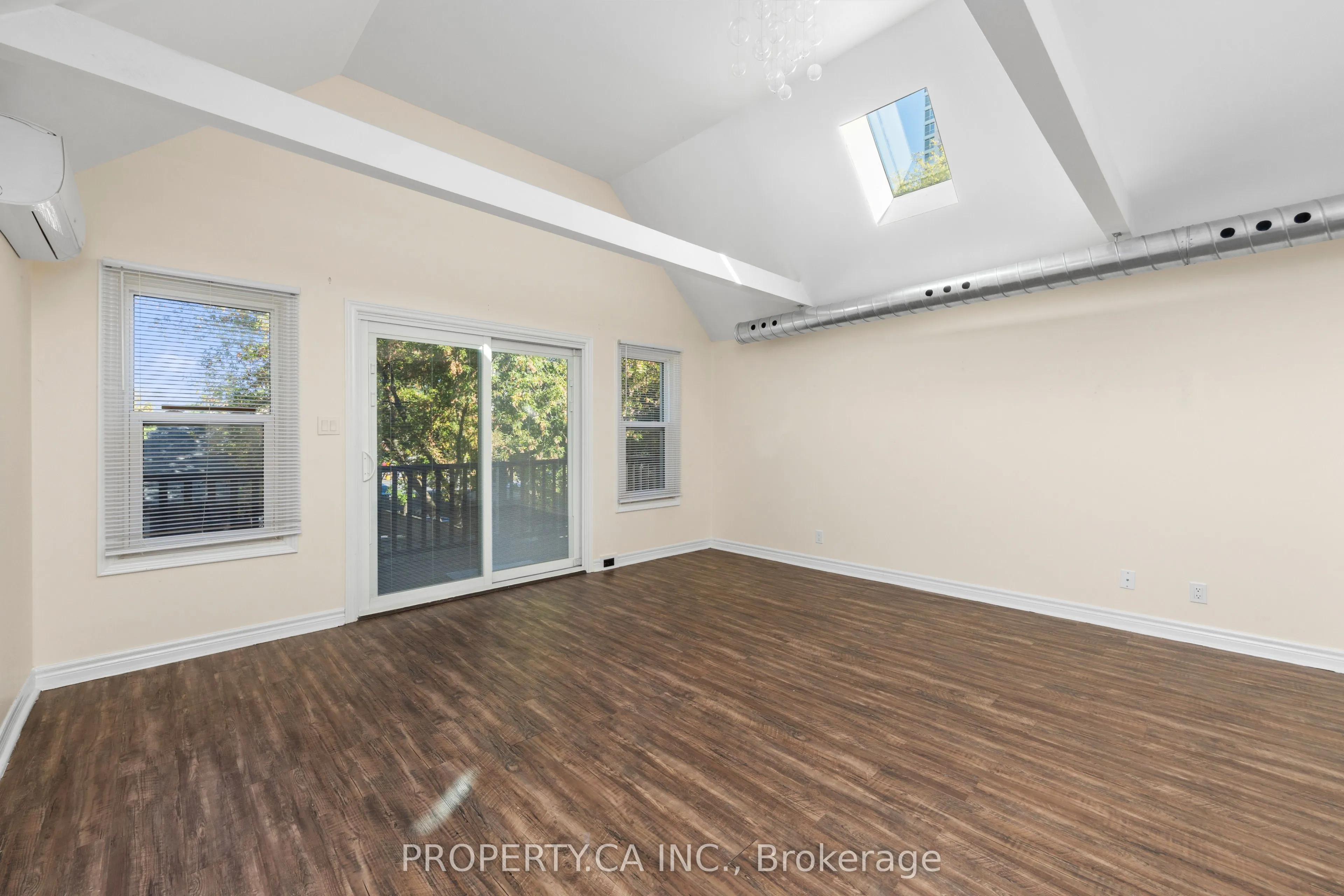 112 Stephenson Avenue