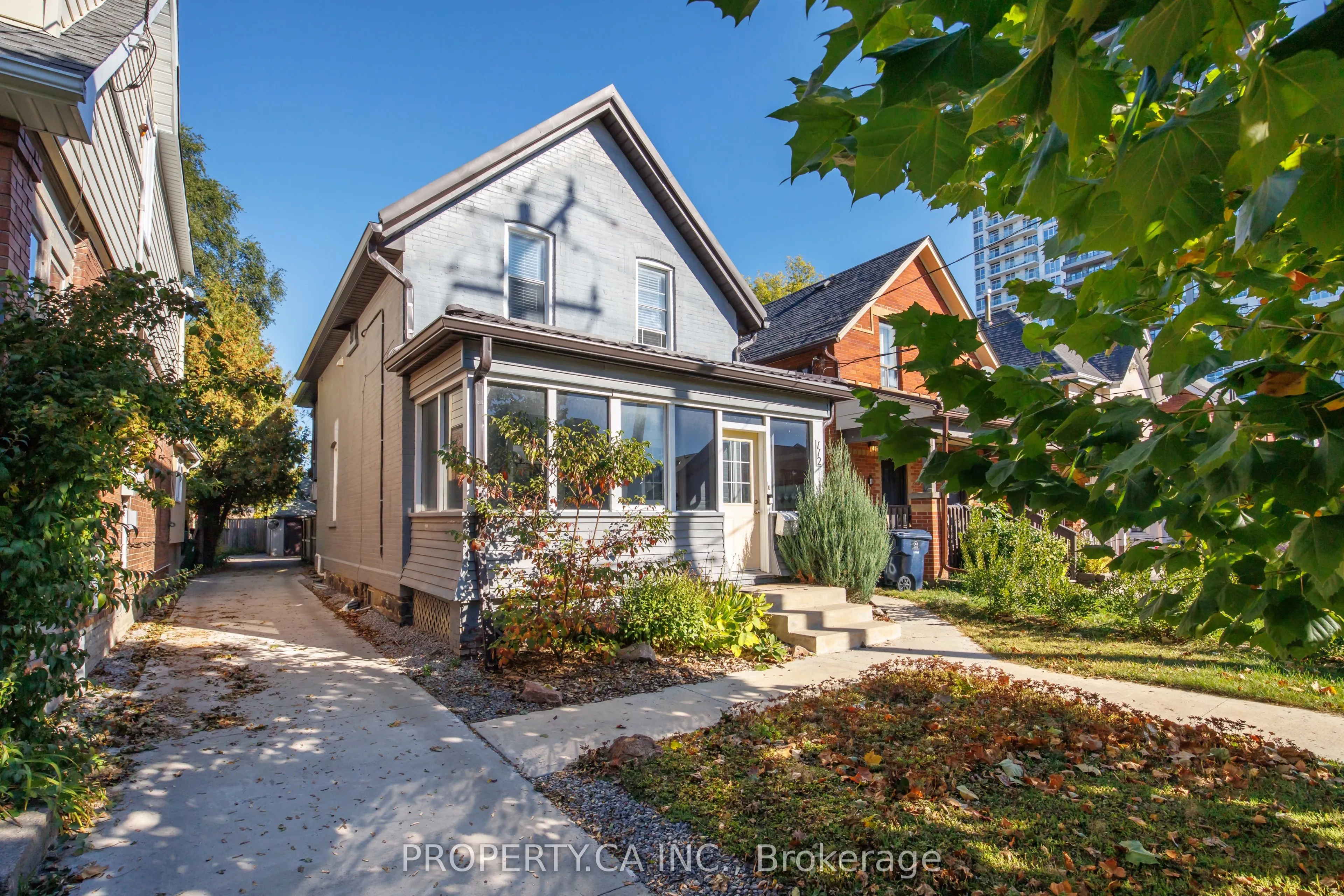 112 Stephenson Avenue