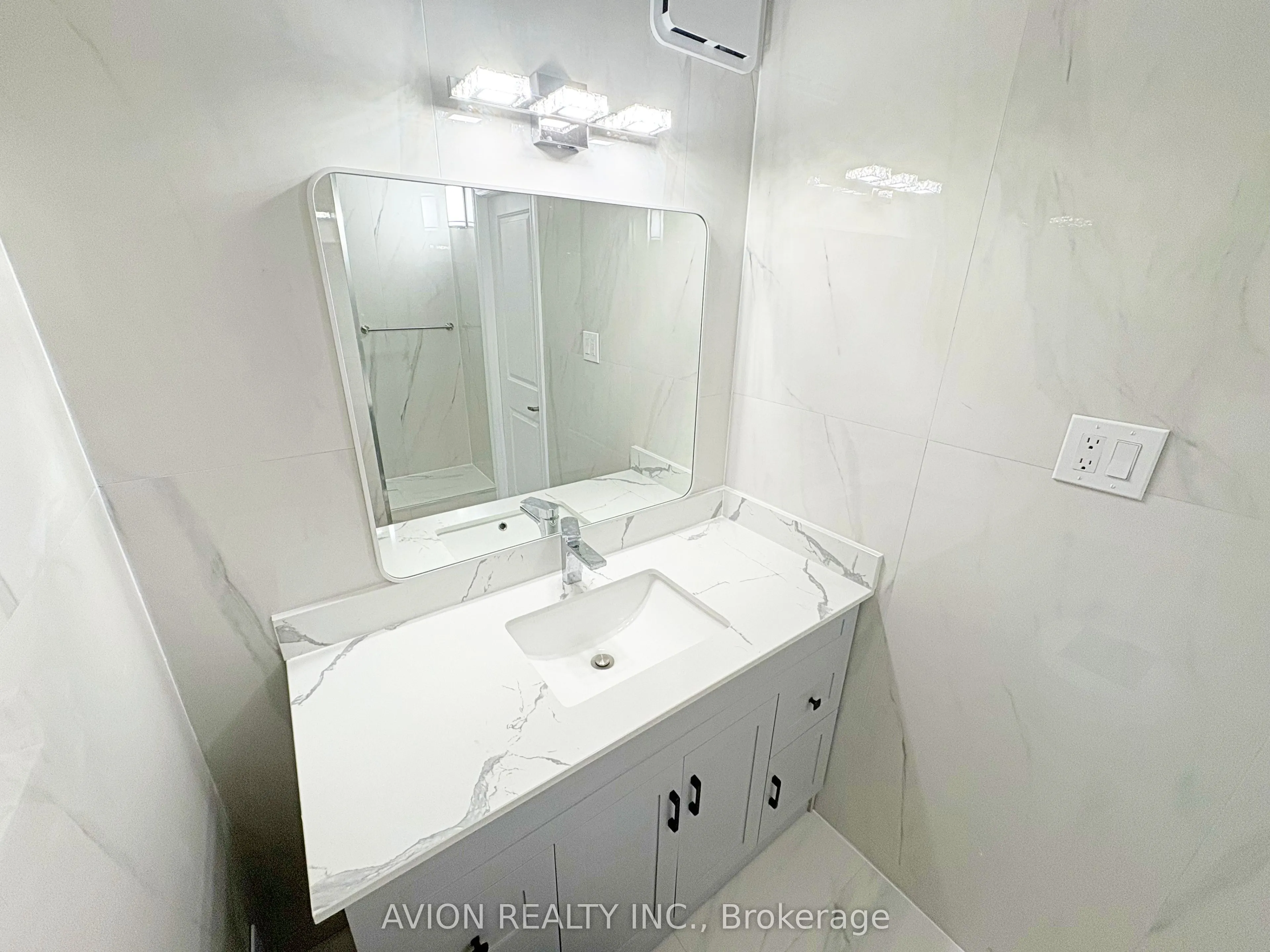 4091 Sheppard Avenue #202