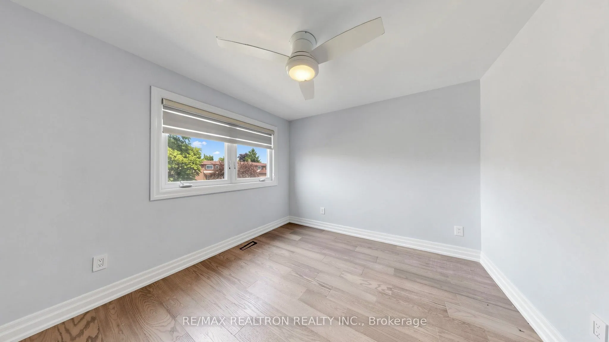 72 Halfmoon Square