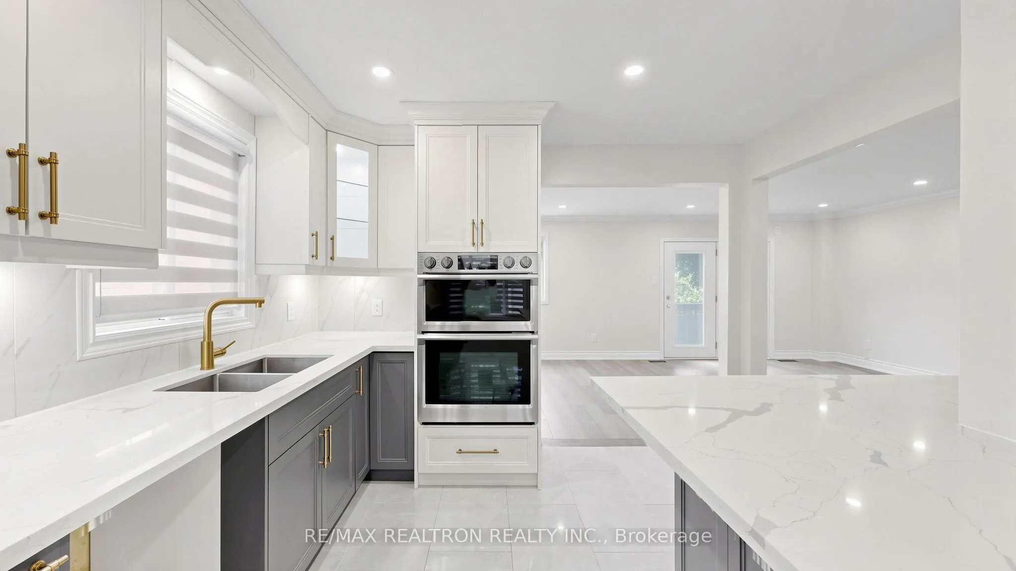 72 Halfmoon Square