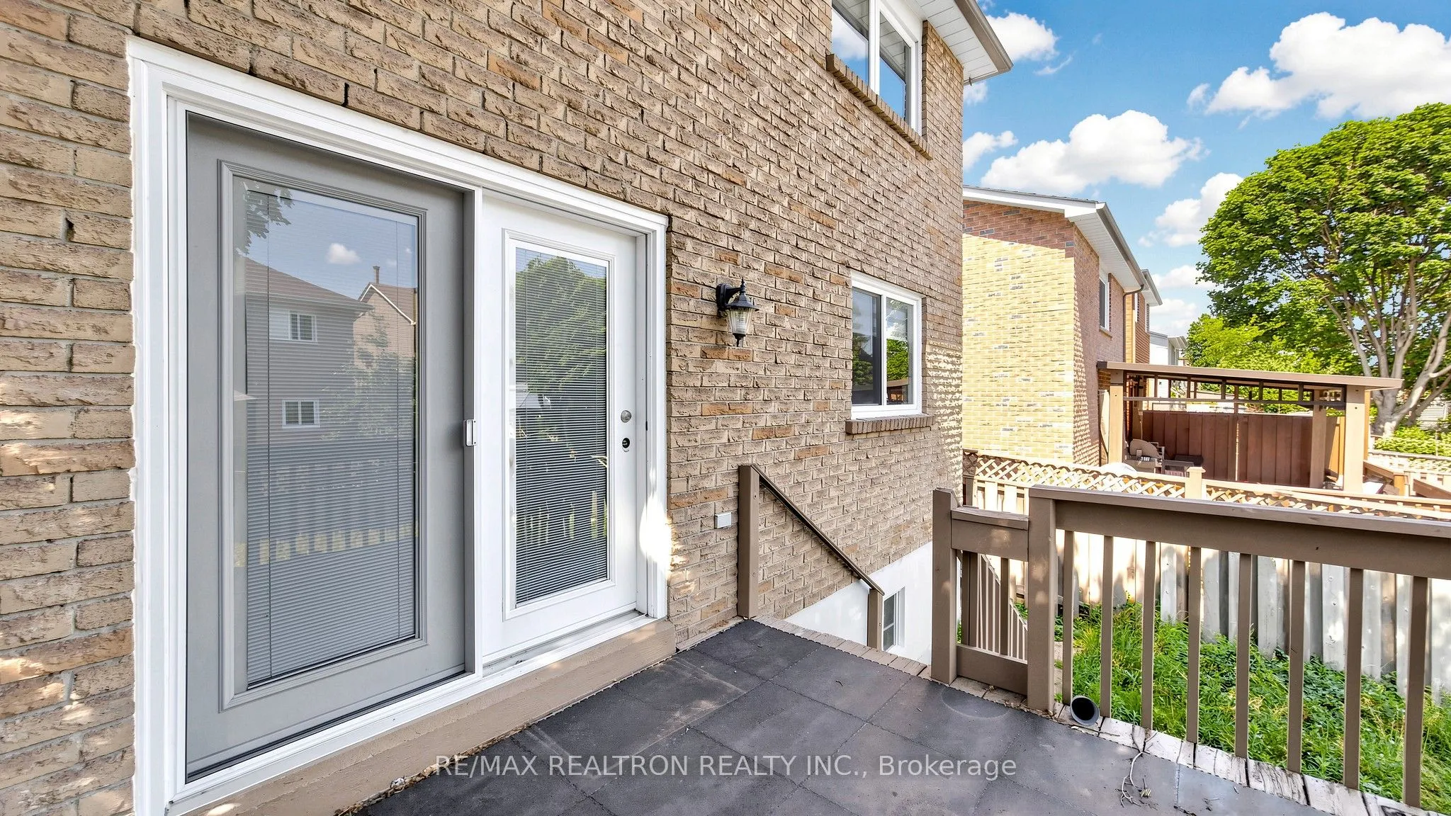 72 Halfmoon Square