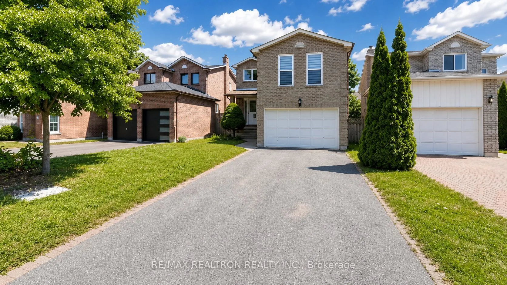 72 Halfmoon Square