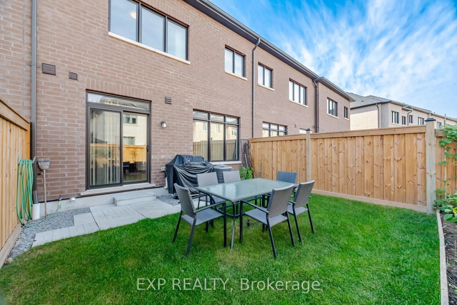 130 Ogston Crescent