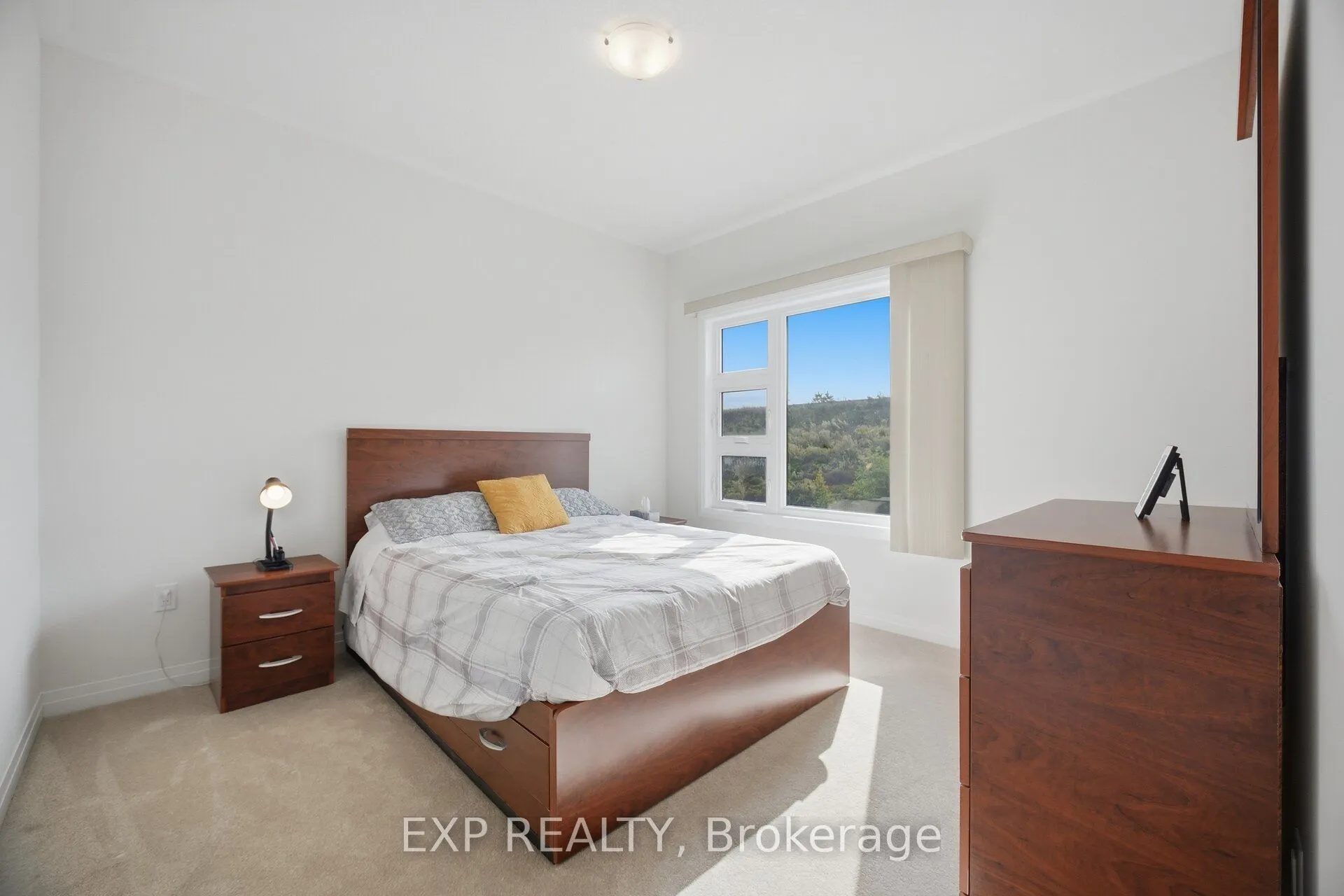 130 Ogston Crescent