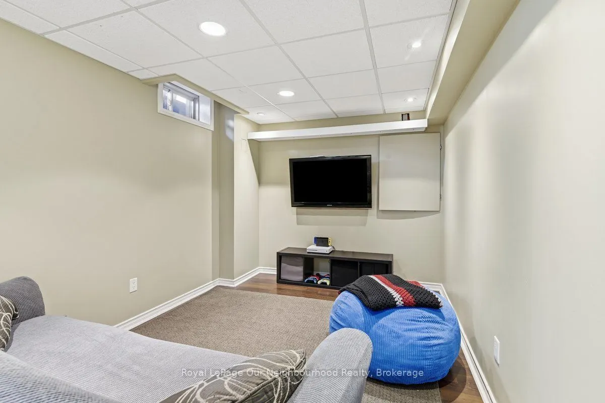 126 Ted Miller Crescent