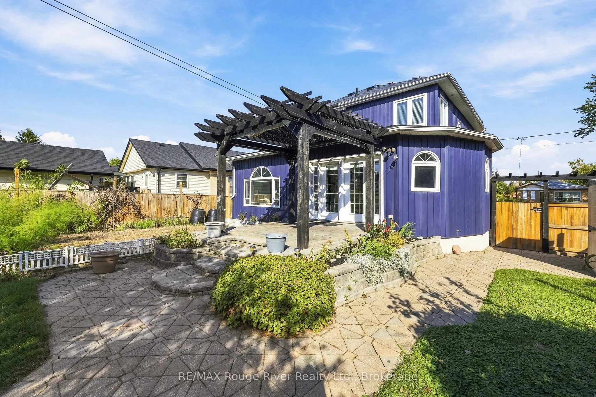 1116 Green Street