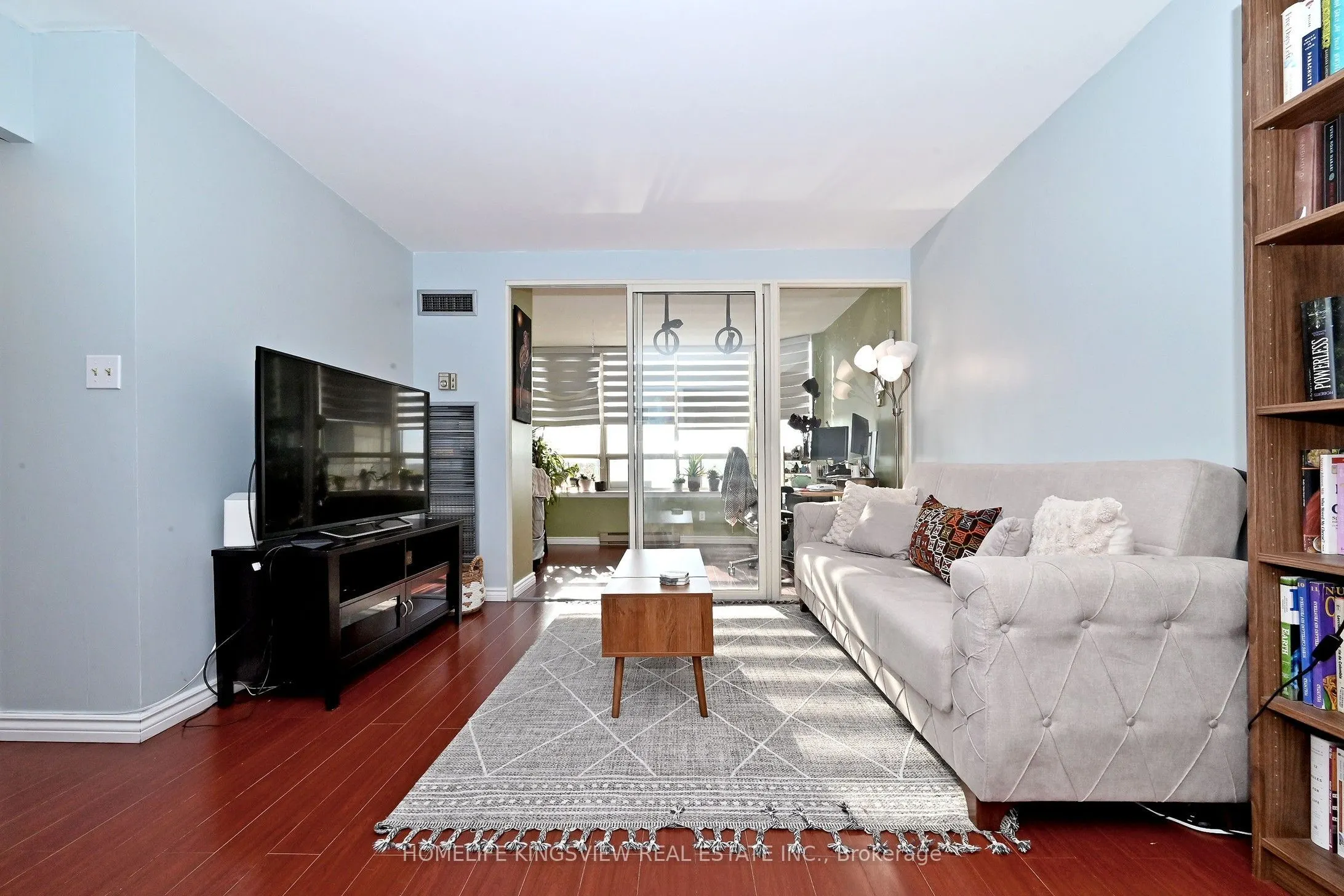 175 Bamburgh Circle #601
