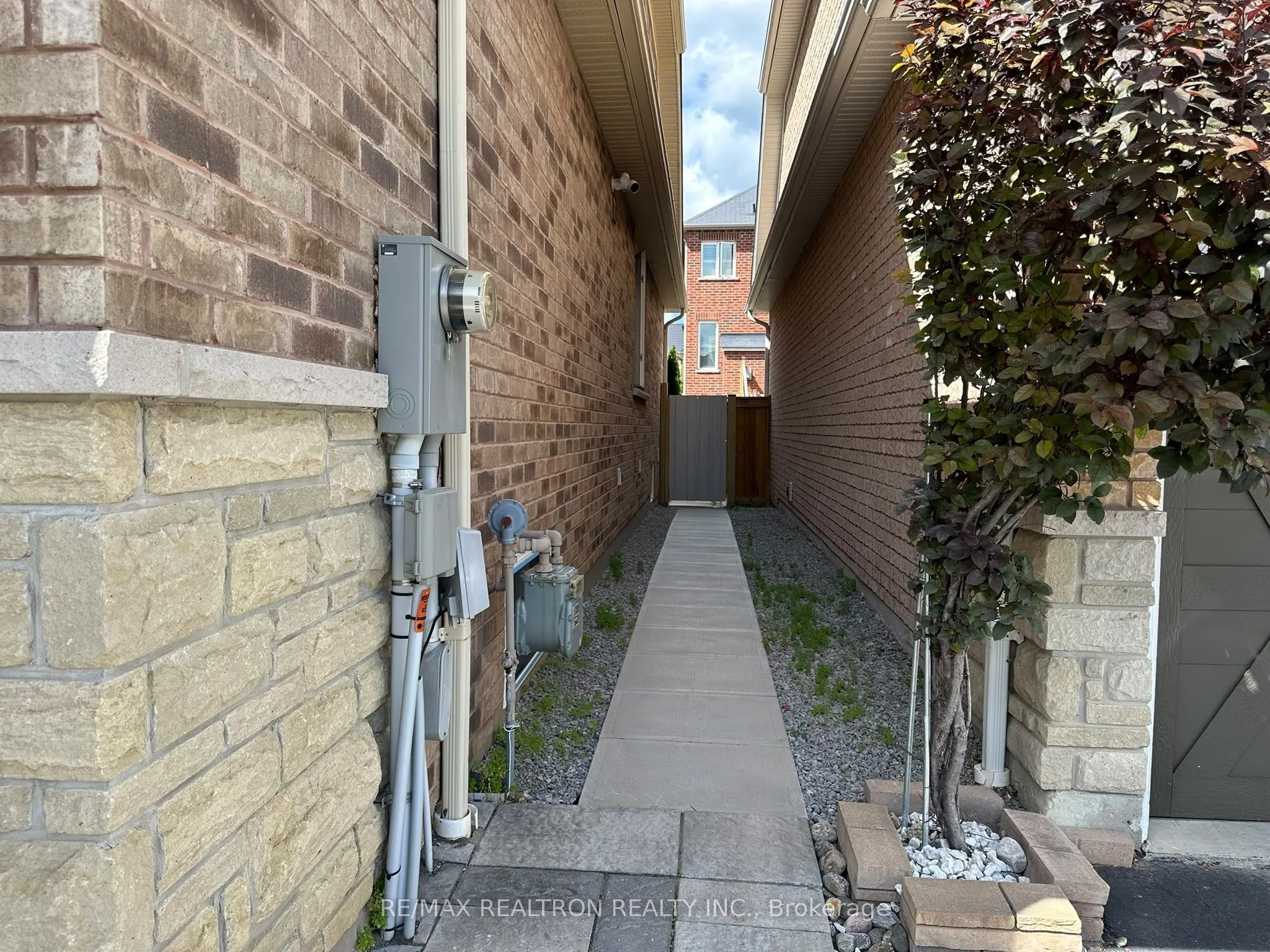 41 Oswell Drive #Bsmnt