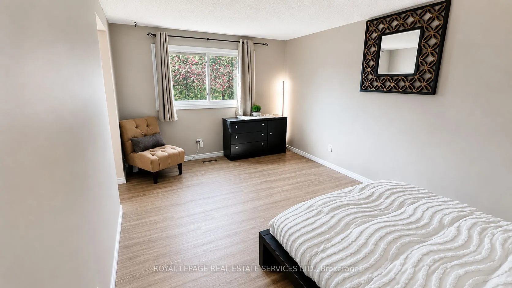 49 Lowder Place
