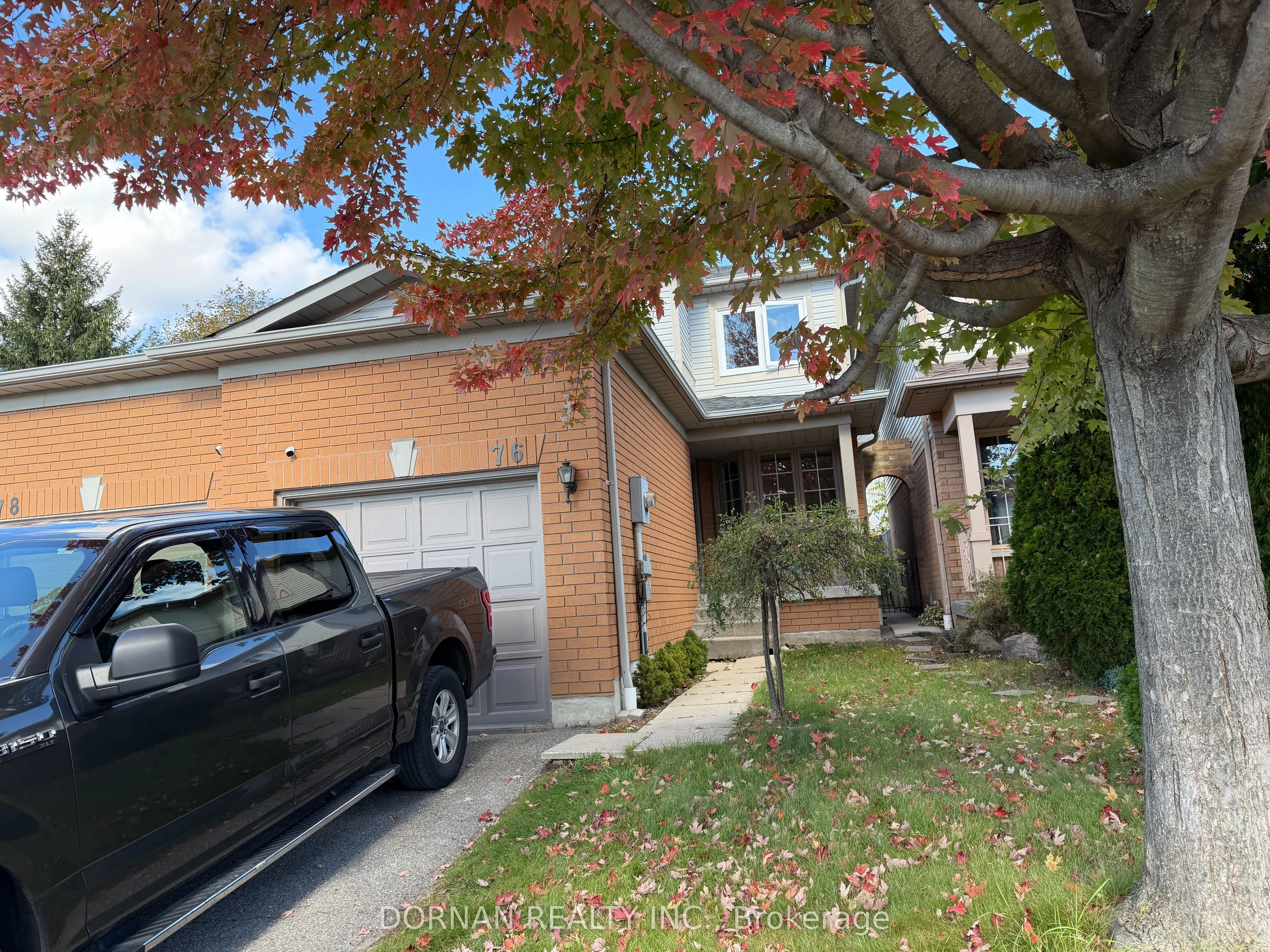 76 Greengrove Way
