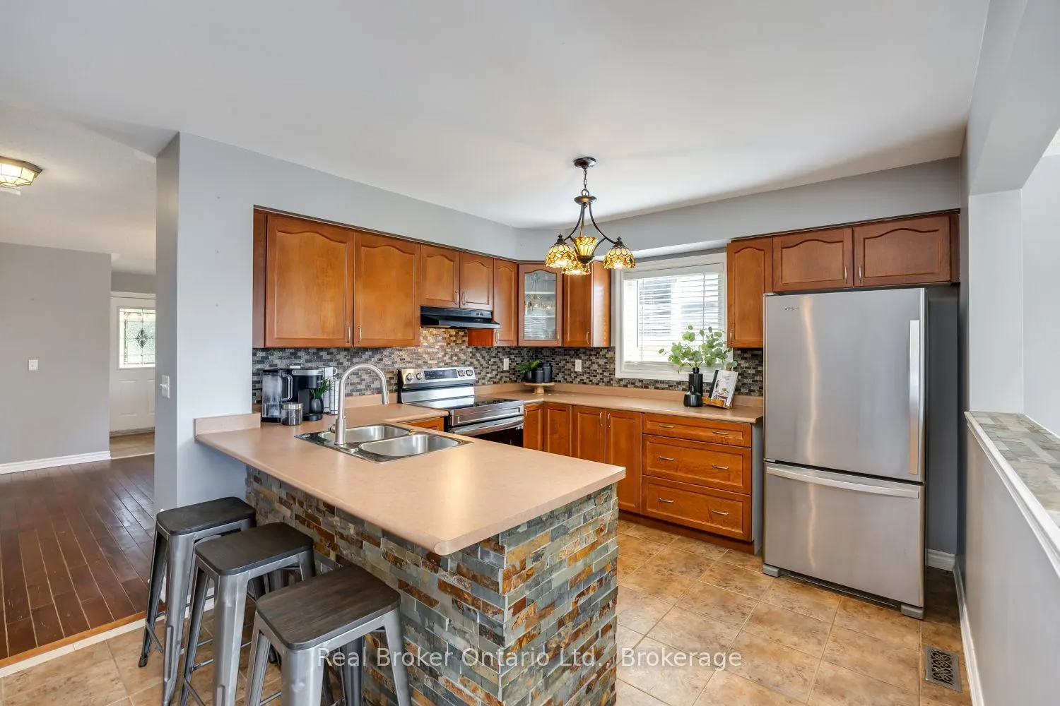 119 Allworth Crescent