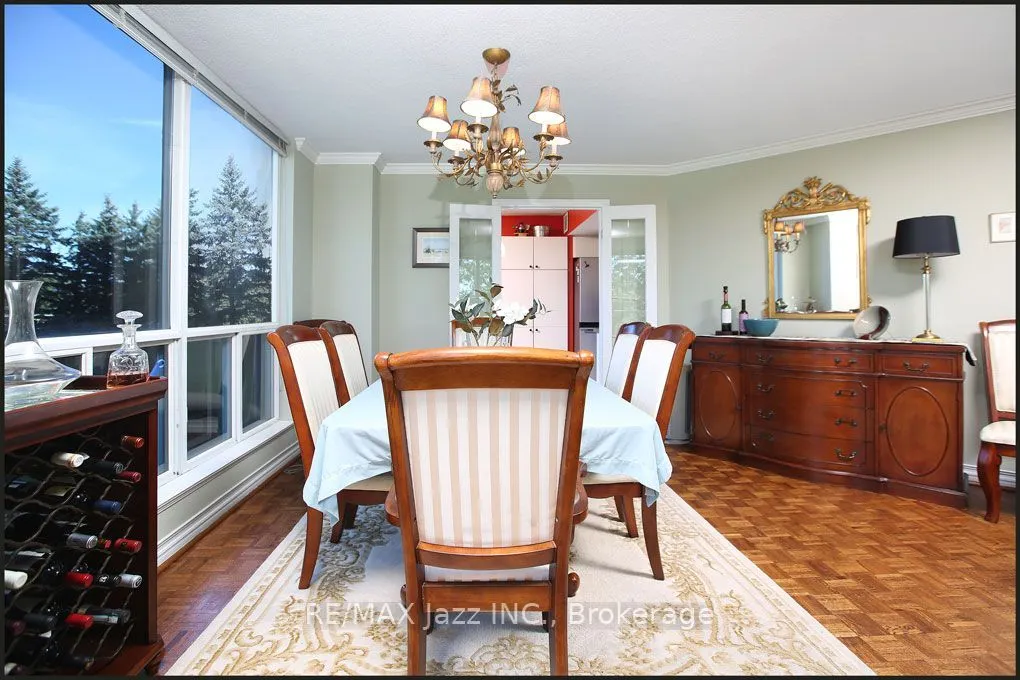 360 Watson Street W #105