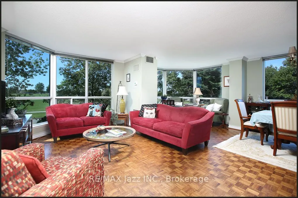 360 Watson Street W #105