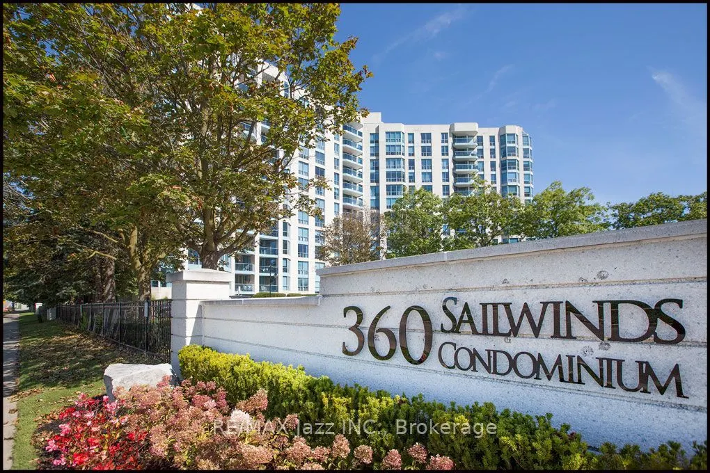 360 Watson Street W #105