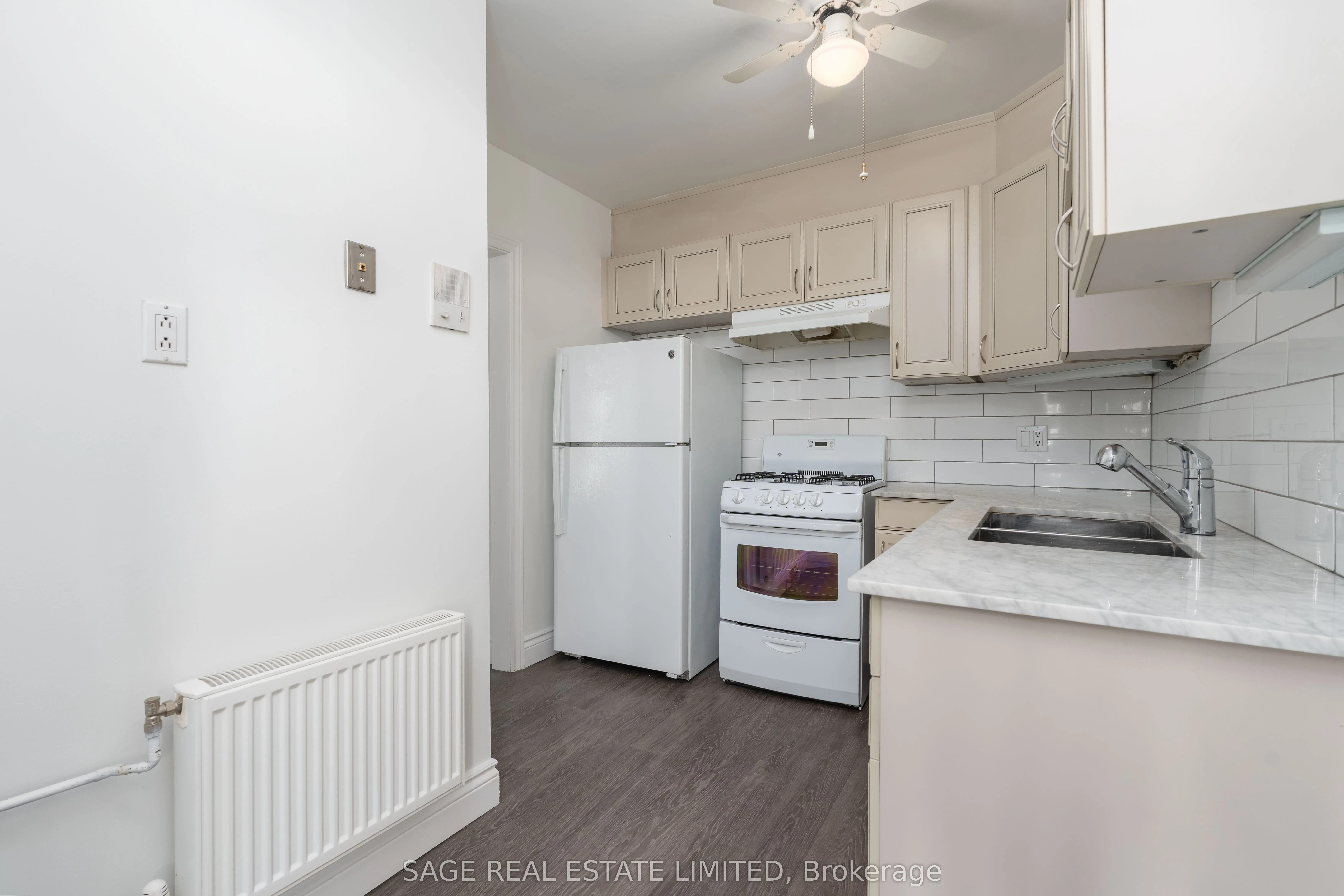 8 Brookmount Road #1B