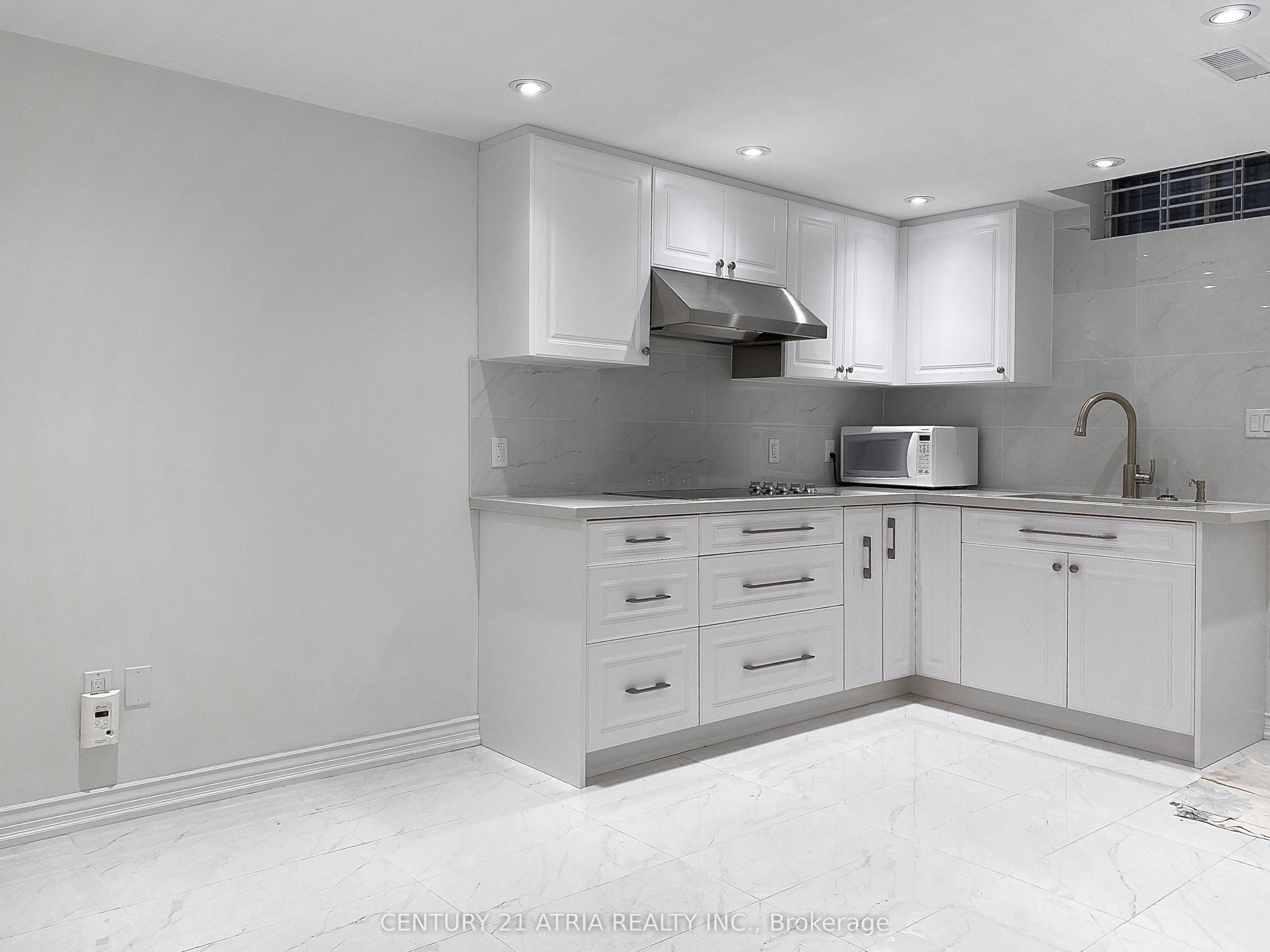 40 Alanbull Square #Lower