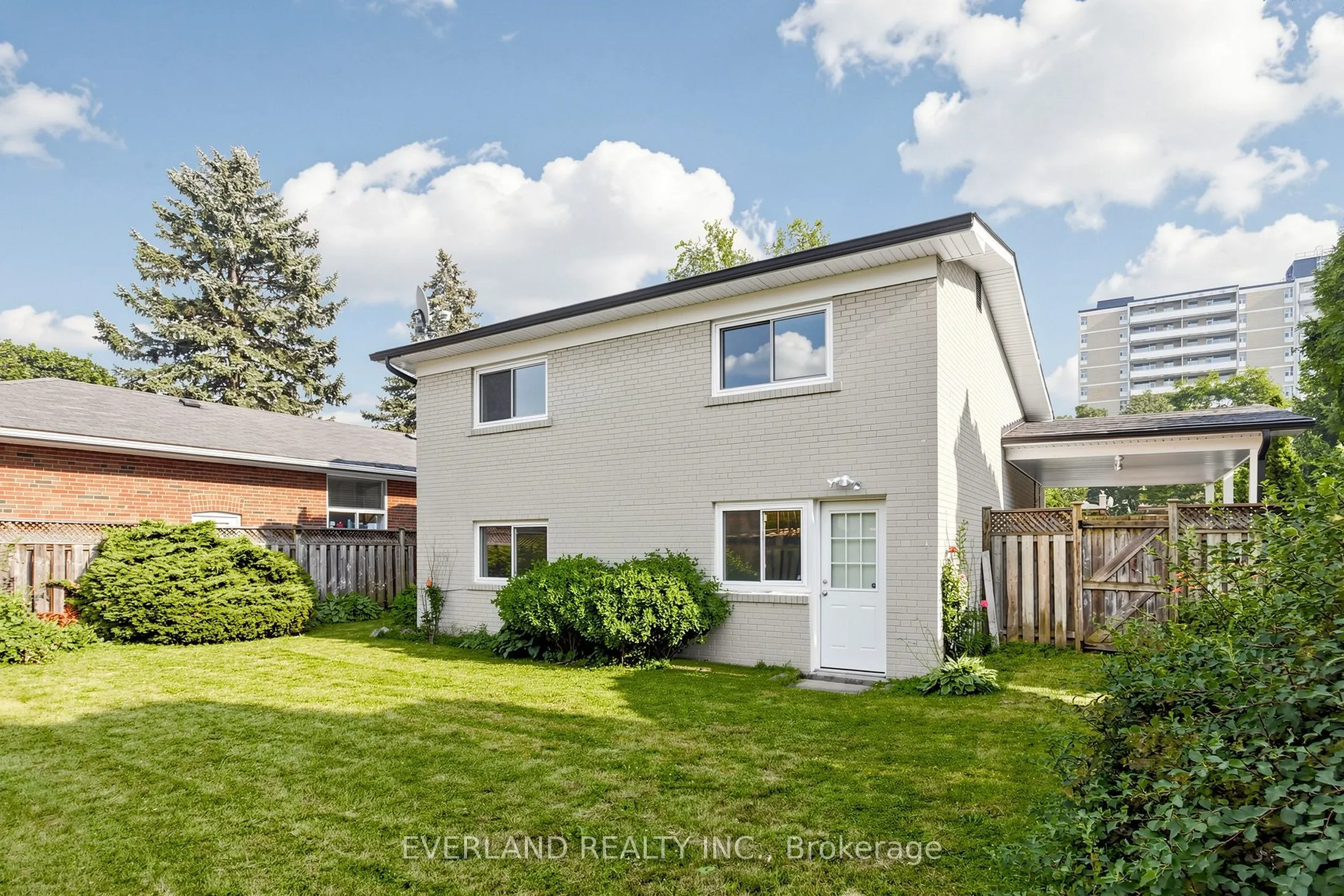 38 Six Nations Avenue